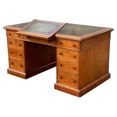 Stunning Quality 19th Century Oak Partners Desk