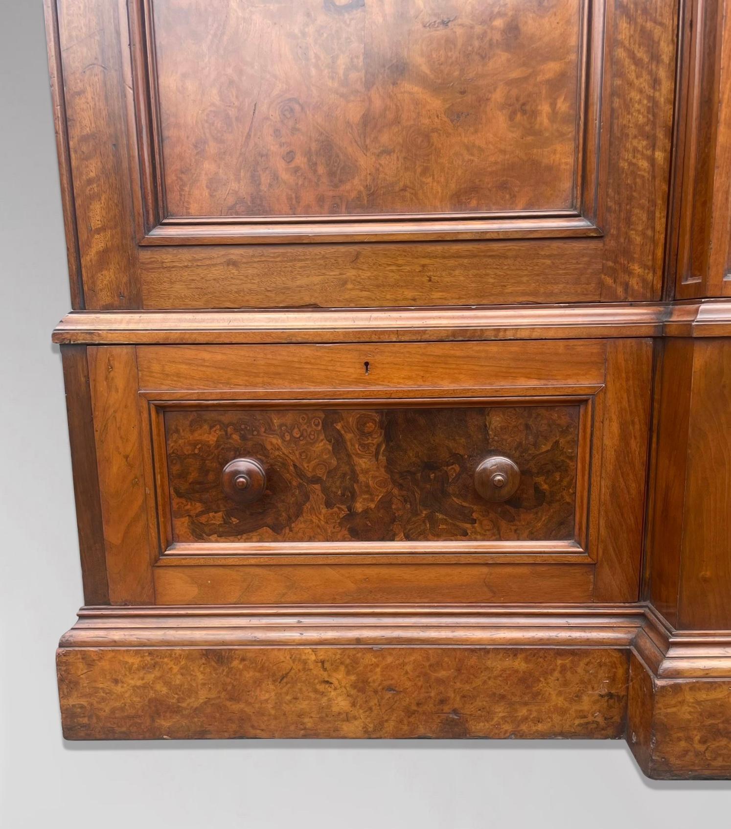 Atemberaubende Qualität 19. Jahrhundert Victorian Burr Walnut Breakfront Kleiderschrank im Angebot 9