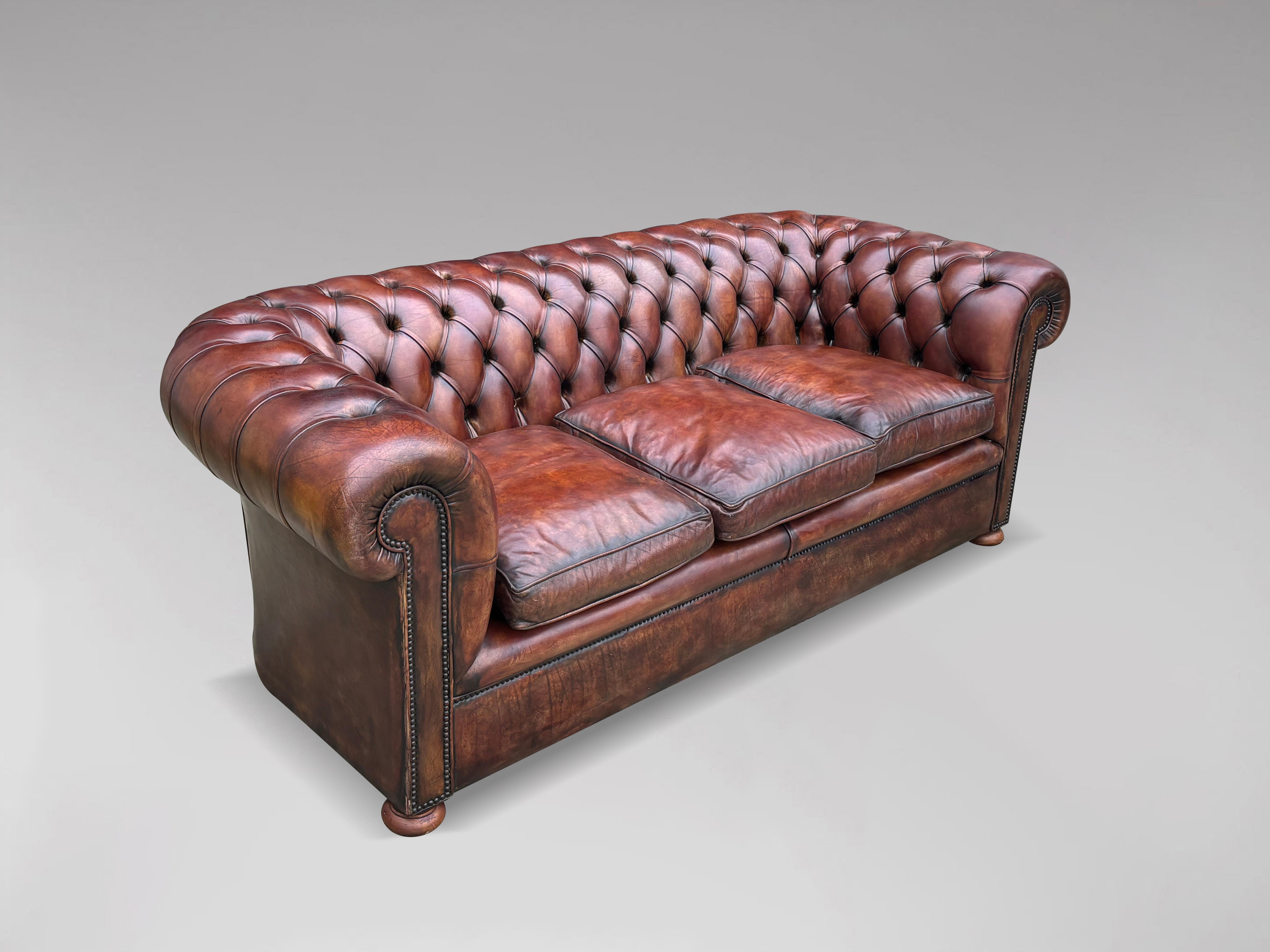 20th Century Stunning Quality 3 Seater Brown Leather Chesterfield Sofa