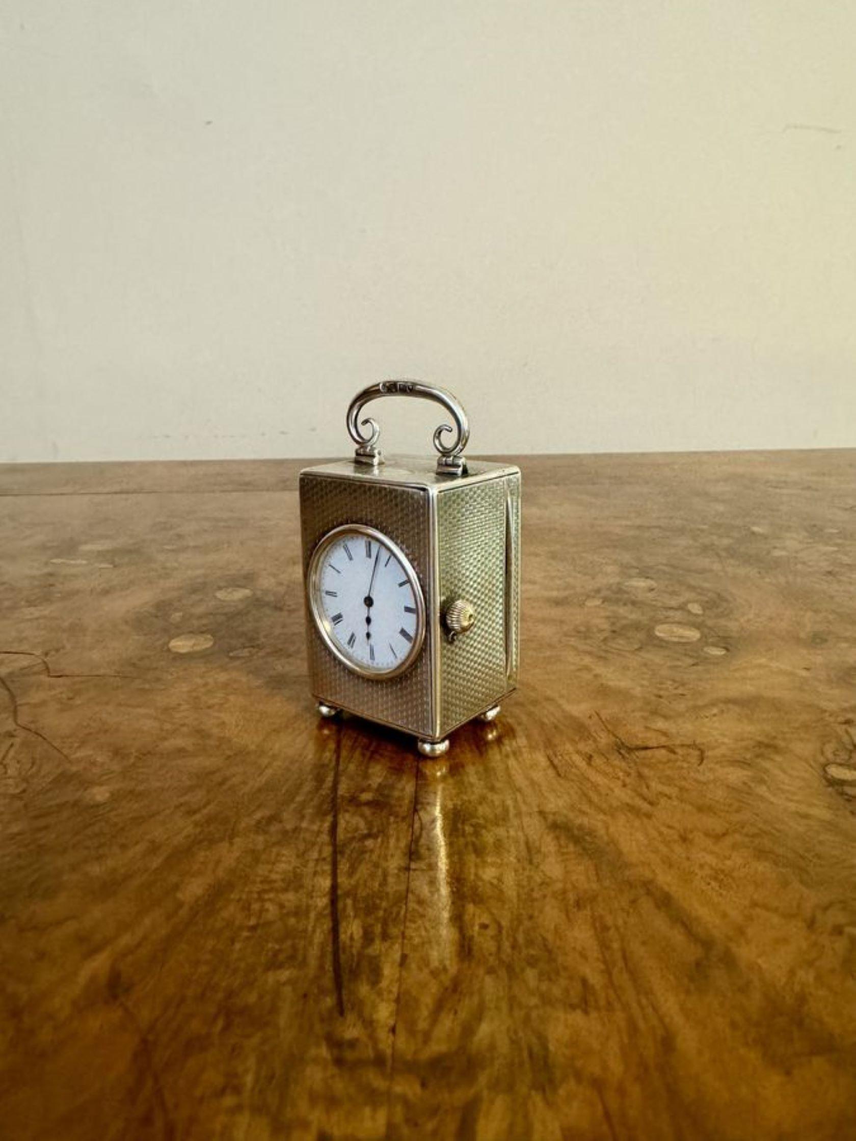 Orologio da carrozza in miniatura di qualità antica in argento edoardiano con marchio di fabbrica In condizioni buone in vendita a Ipswich, GB