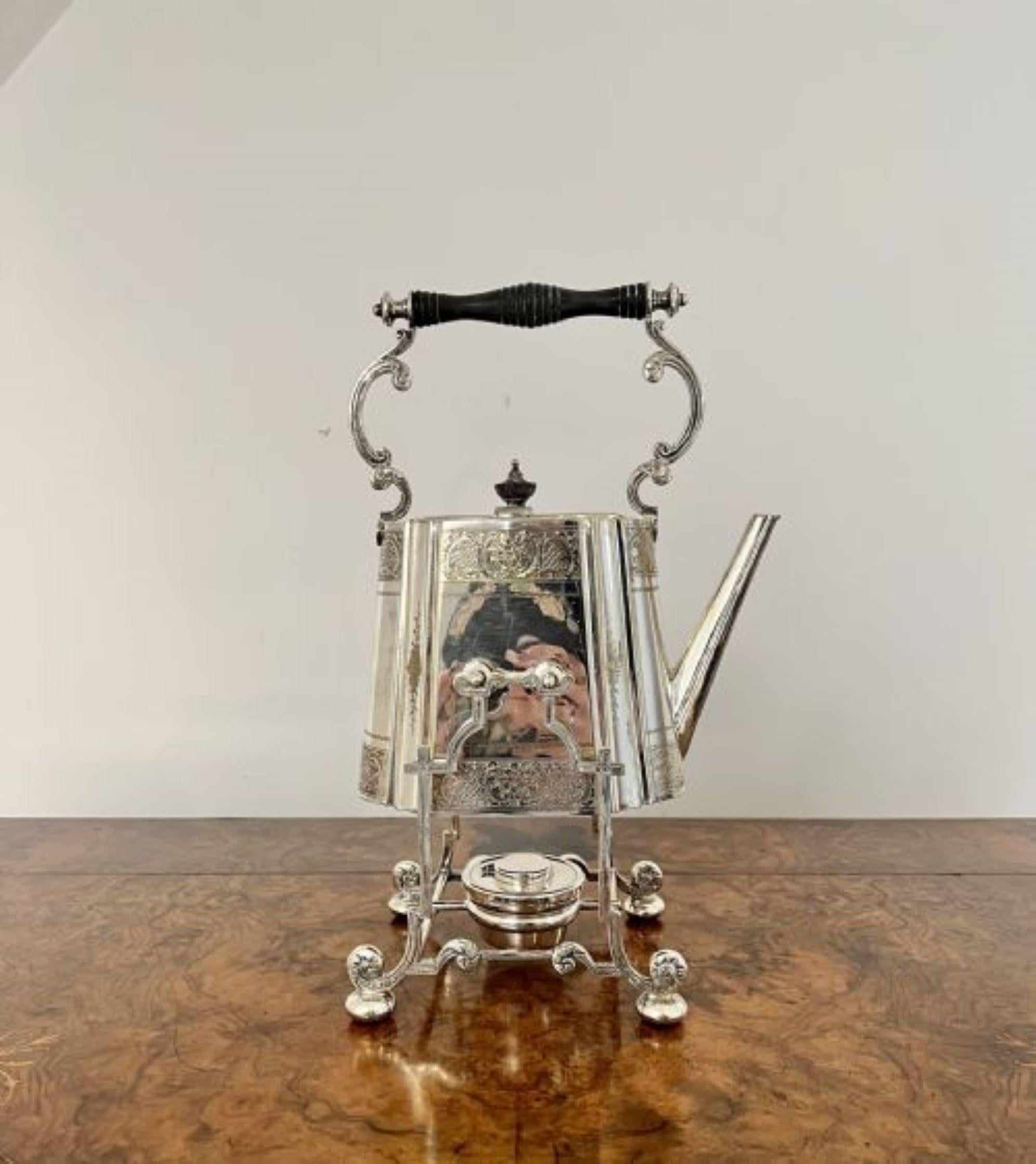 Stunning quality antique Edwardian silver plated spirit kettle on a stand  For Sale 3