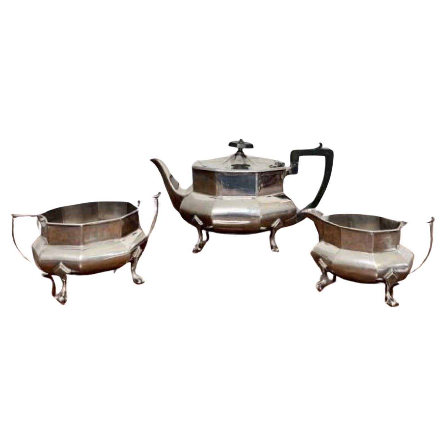 Impresionante juego de té antiguo eduardiano de tres piezas bañado en plata de calidad