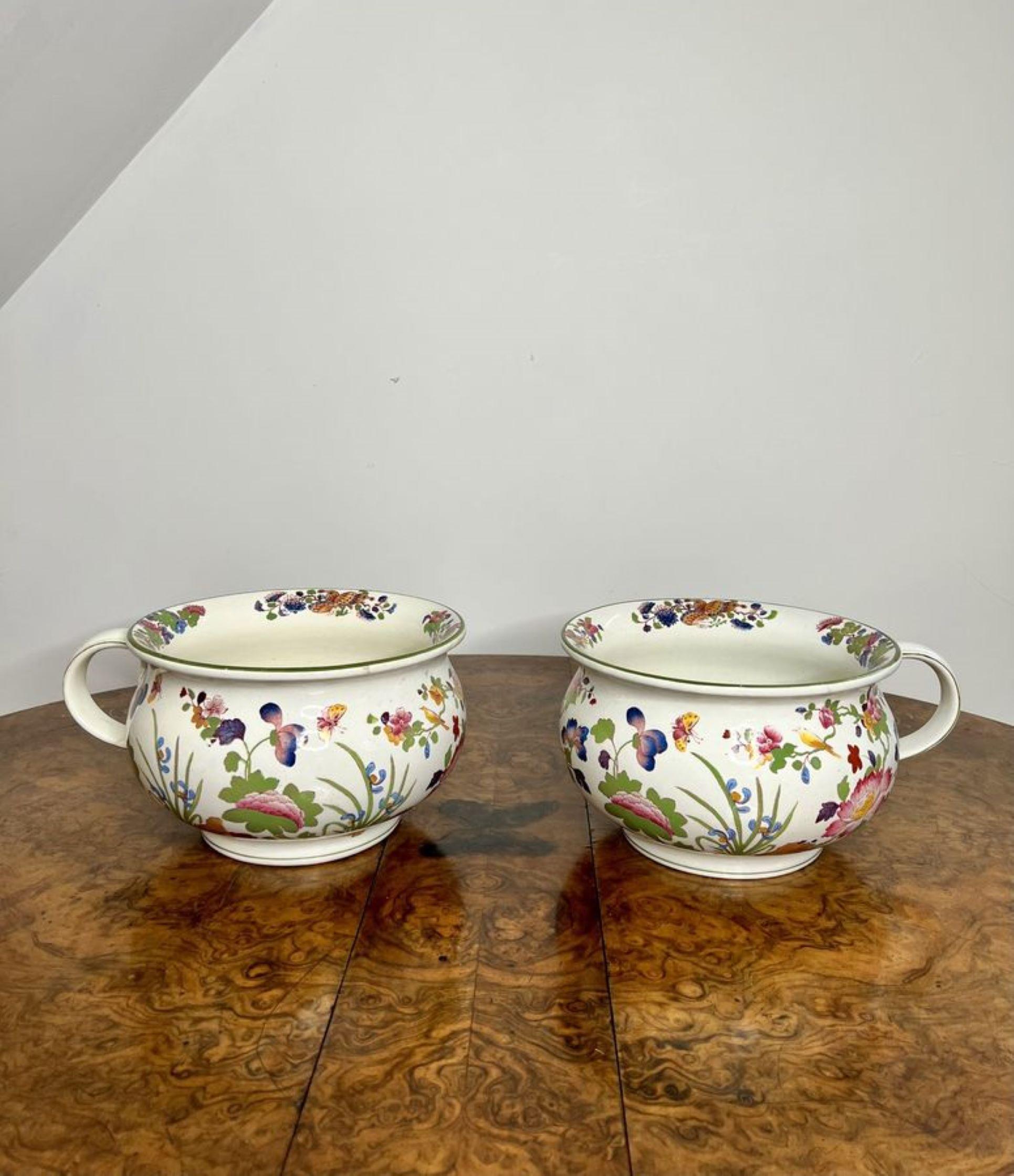 Stunning quality antique Edwardian Wedgwood Etruria ceramic bathroom set, comprising of a jug and bowl, two chamber pots, a toothbrush holder and a soap dish, with a cream ground ground and floral decoration throughout in fantastic green, pink,