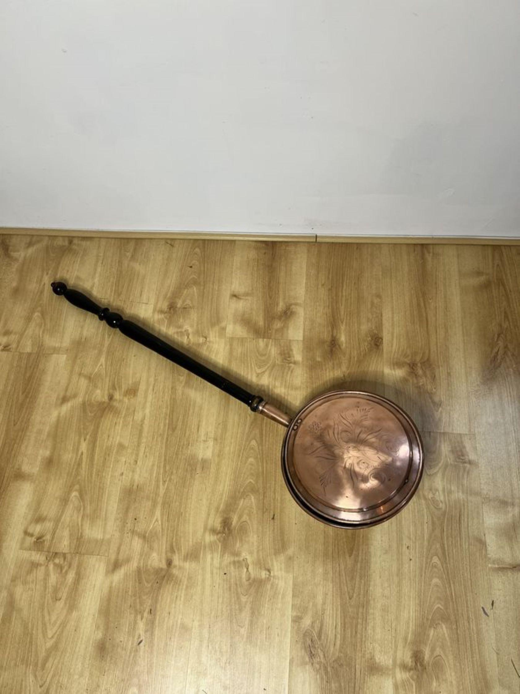 Stunning quality antique George III copper warming pan having the original handle and copper warming pan with engraving to the lid.

D. 1800