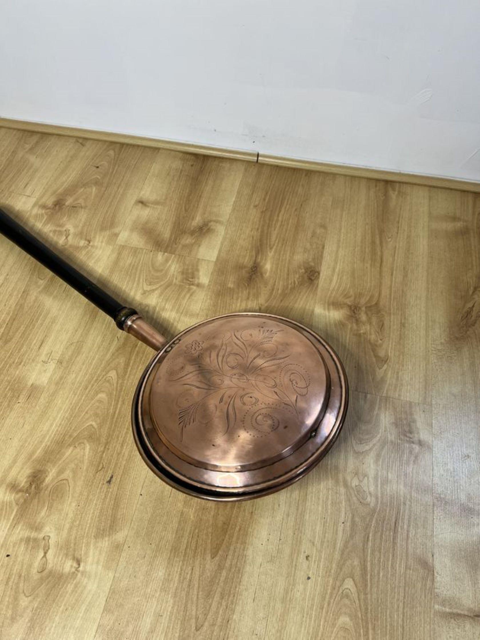 Stunning quality antique George III copper warming pan  In Good Condition For Sale In Ipswich, GB