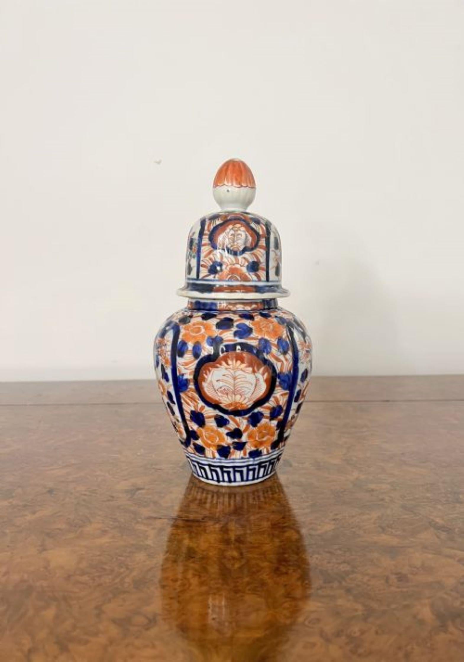 20th Century Stunning quality antique Japanese imari lidded vase For Sale