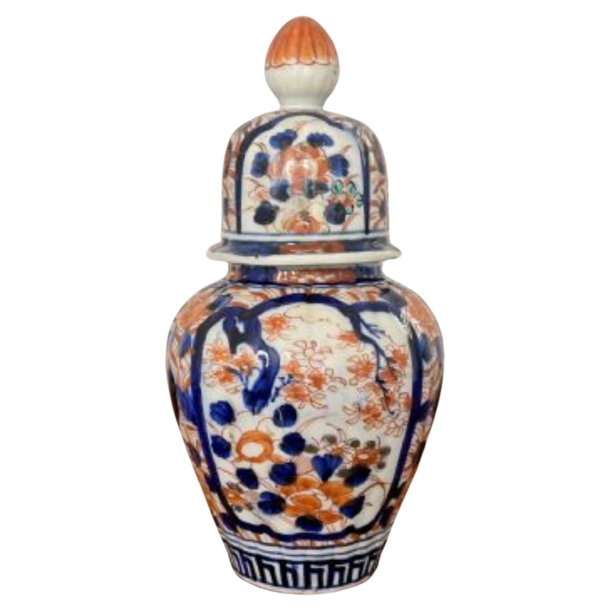 Stunning quality antique Japanese imari lidded vase For Sale