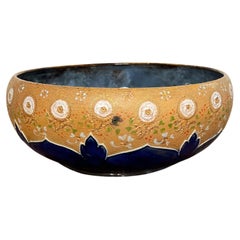 Stunning quality antique Royal Doulton bowl 