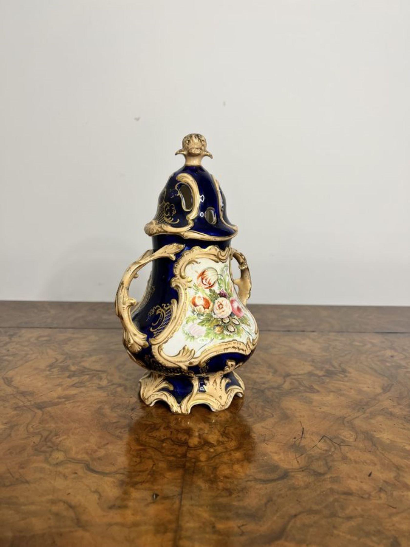 Stunning quality antique Samuel Alcock pot pourri vase and cover In Good Condition For Sale In Ipswich, GB