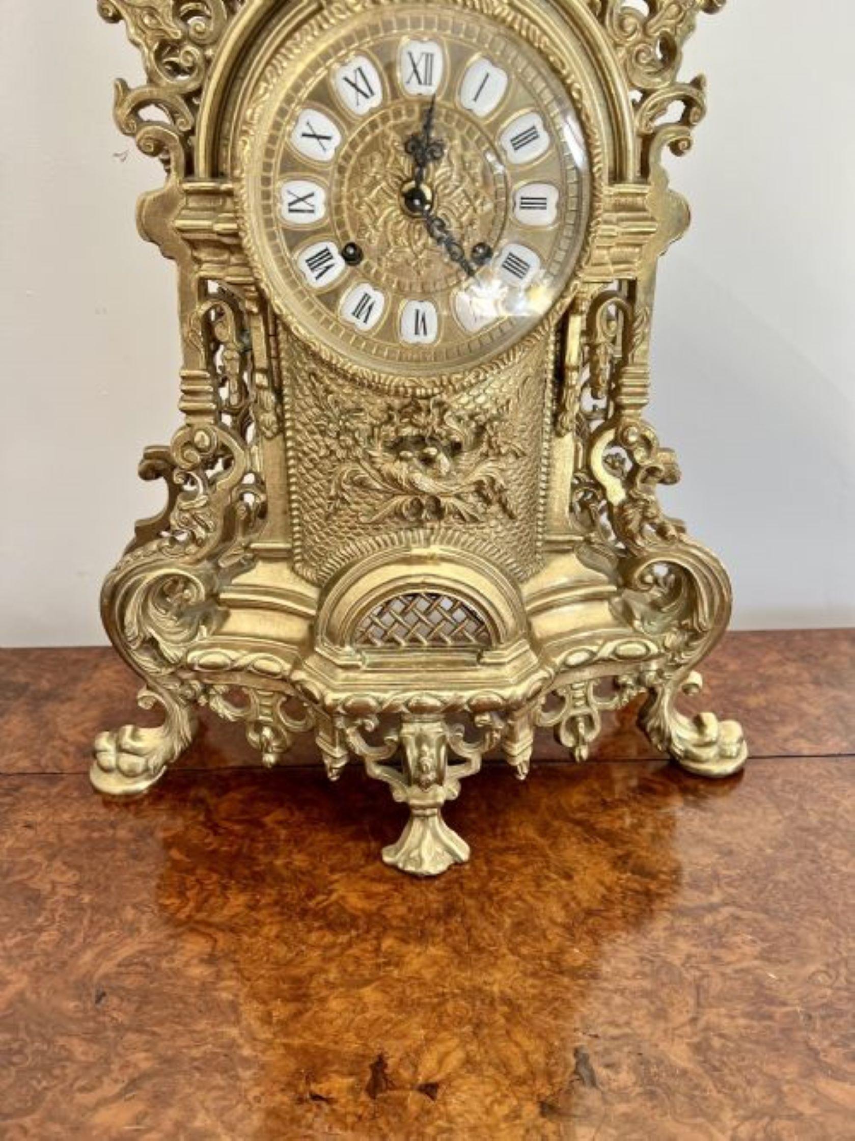 Stunning quality antique Victorian ornate brass mantle clock In Good Condition For Sale In Ipswich, GB