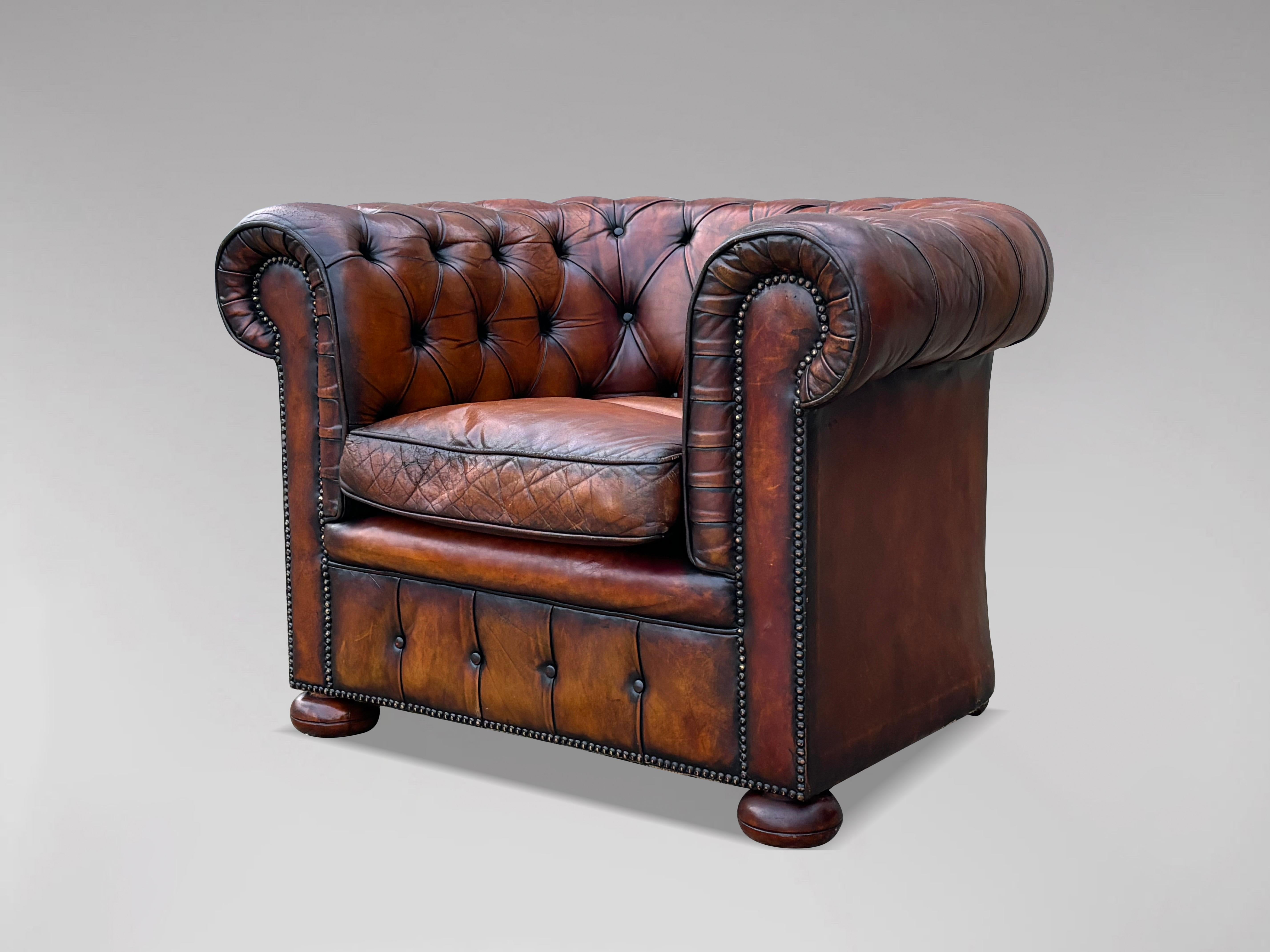 20th Century Stunning Quality Brown Leather 1-Seater Chesterfield Club Chair For Sale