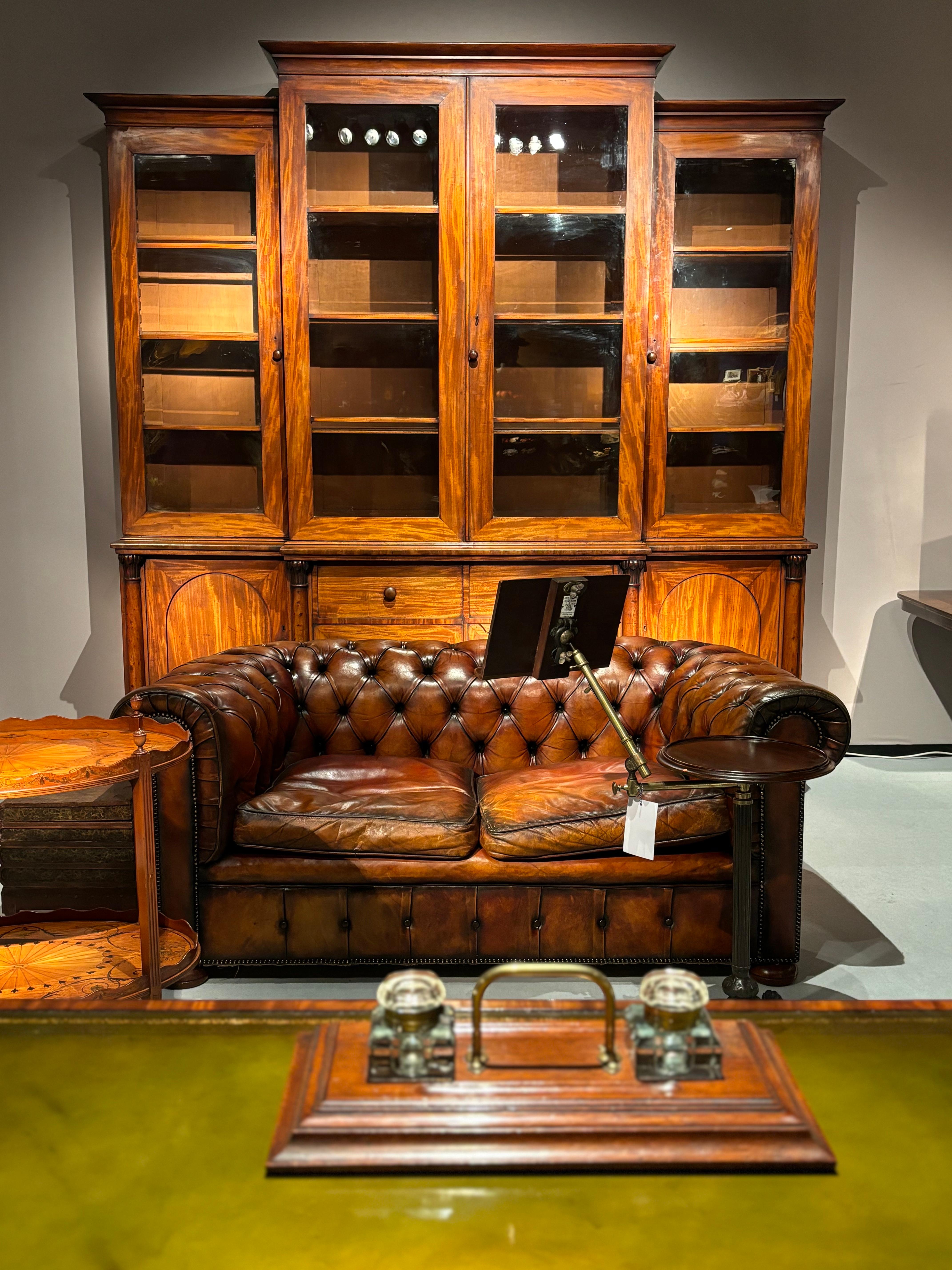 Canapé Chesterfield 2 places en cuir Brown de qualité exceptionnelle en vente 2
