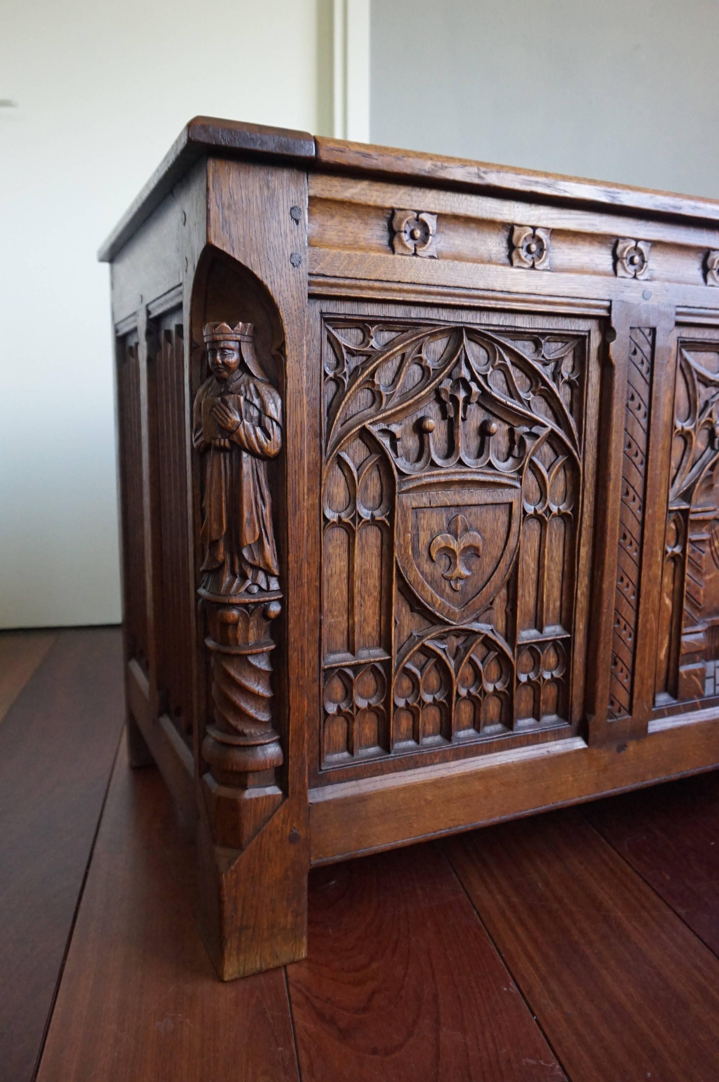 Stunning & Quality Carved Gothic Revival Blanket Chest with Church Window Panels 2