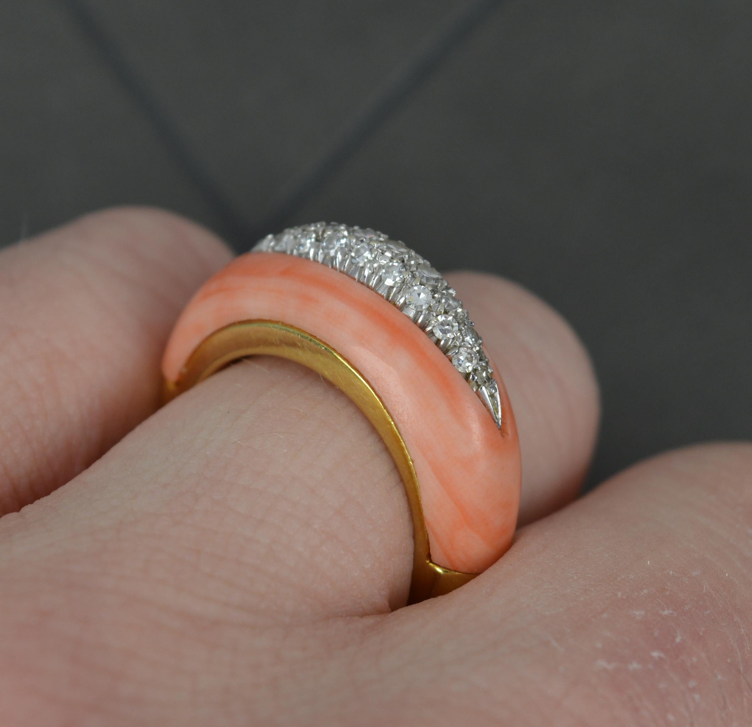 Stunning Quality Coral and Diamond 18 Carat Gold Band Ring In Good Condition For Sale In St Helens, GB