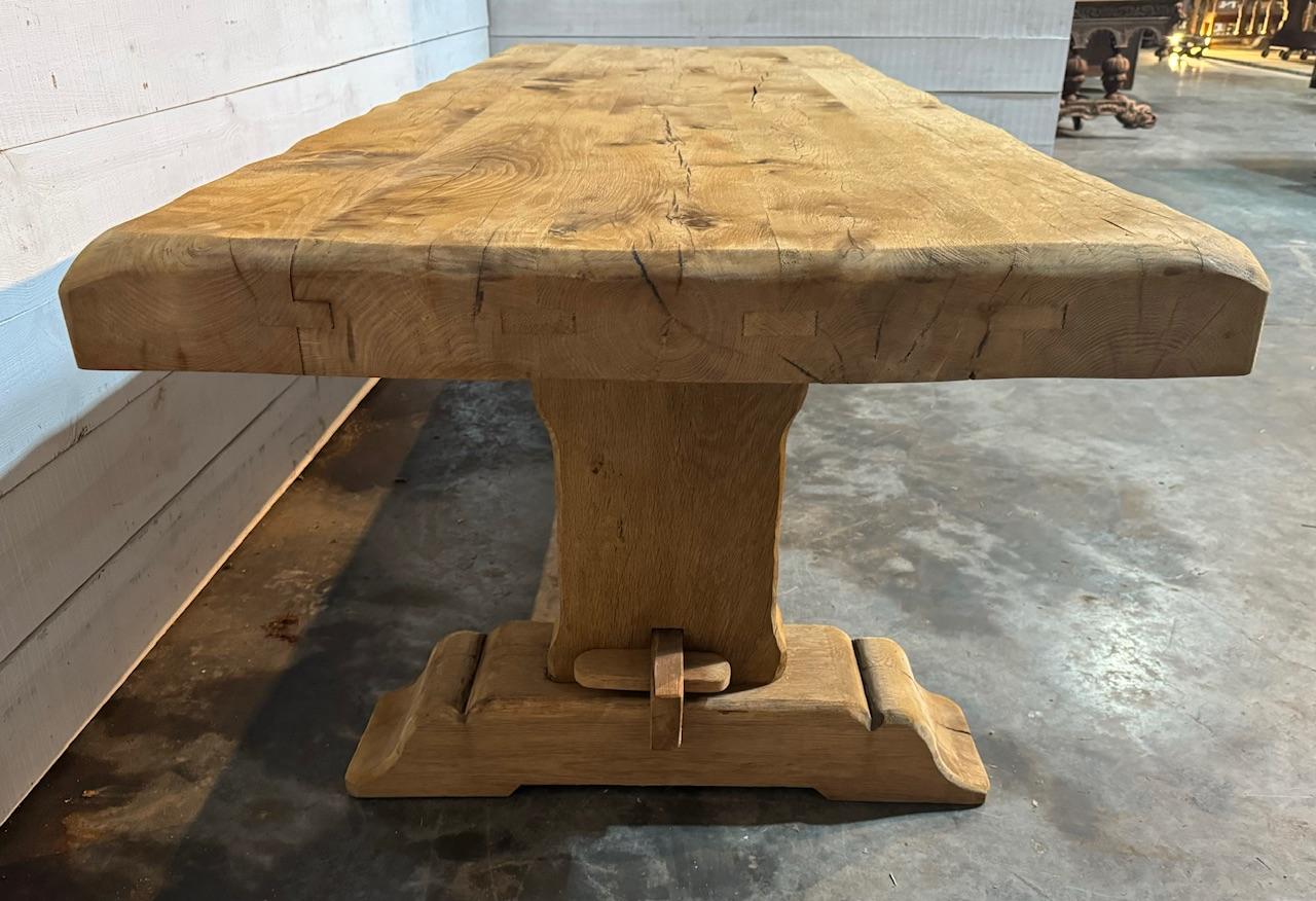 Stunning Quality Large French Bleached Oak Farmhouse Dining Table For Sale 7