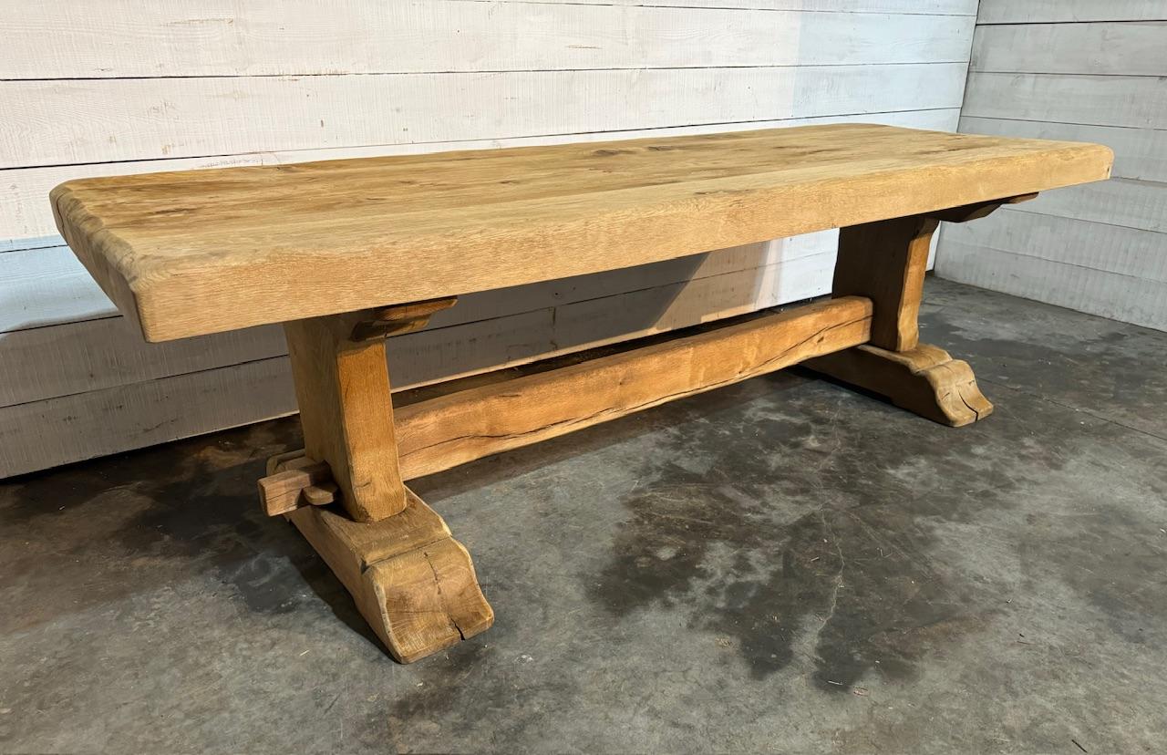 Stunning Quality Large French Bleached Oak Farmhouse Dining Table In Good Condition For Sale In Seaford, GB