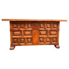 Stunning & Quality Made Spanish Baroque Style, Carved Blanket Chest / Trunk