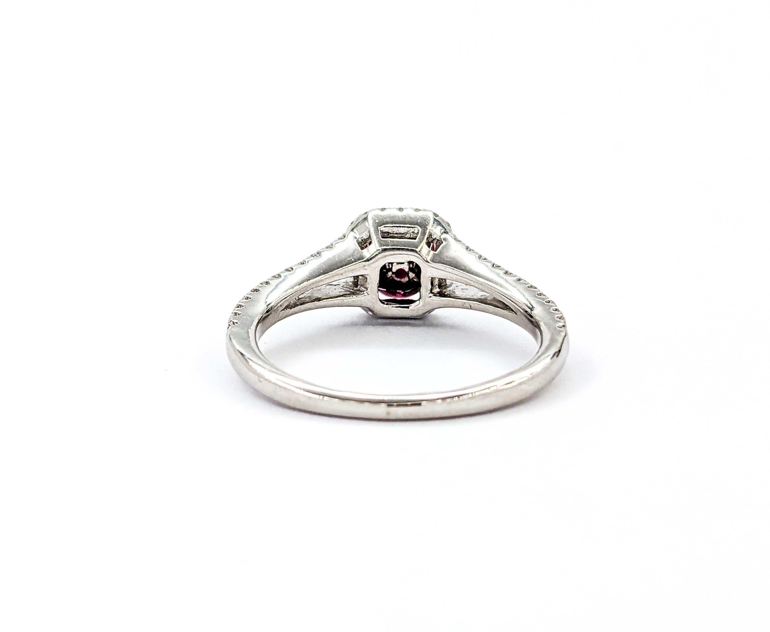 Stunning Quality Natural Ruby & Diamond Ring in 18kt White Gold For Sale 1