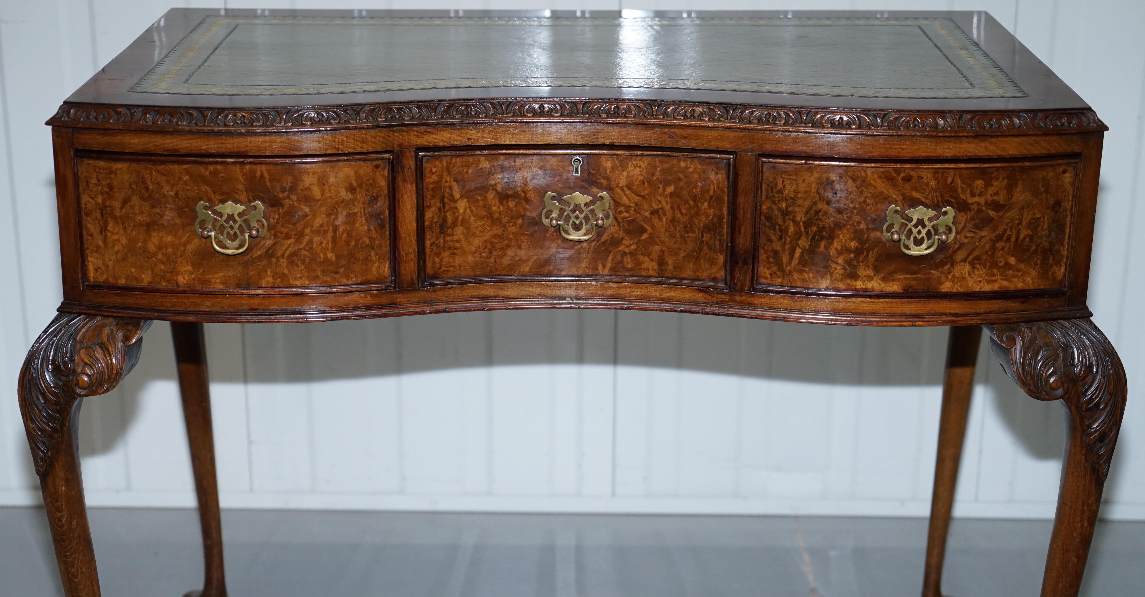 19th Century Stunning Queen Anne Pad Foot Walnut Writing Hall Console Table Desk Leather Top