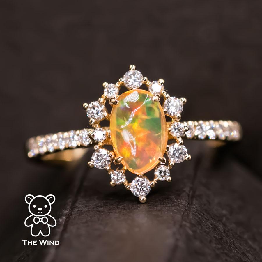 Stunning Rainbow Mexican Fire Opal Diamond Engagement Ring 18K Yellow Gold In New Condition For Sale In Suwanee, GA