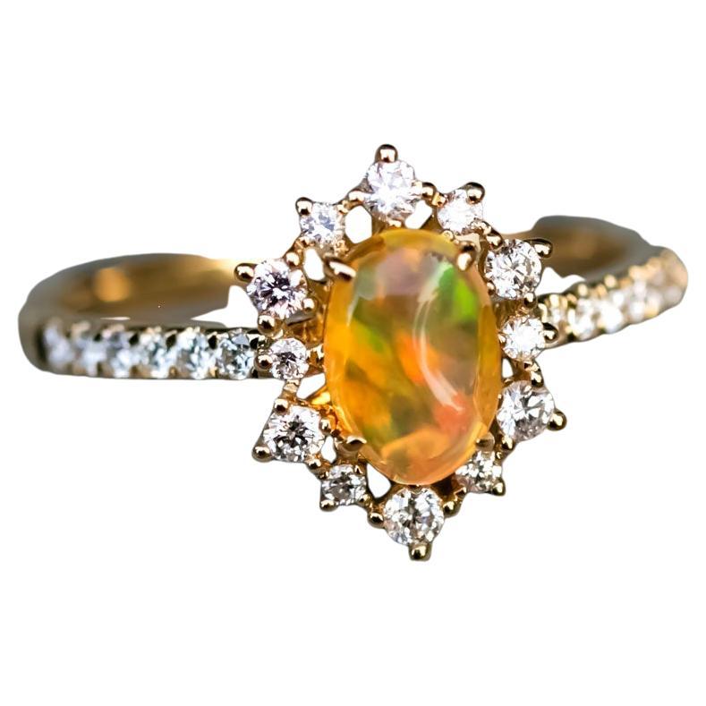 Atemberaubender Regenbogen Mexikanischer Feueropal Diamant Verlobungsring 18K Gelbgold im Angebot