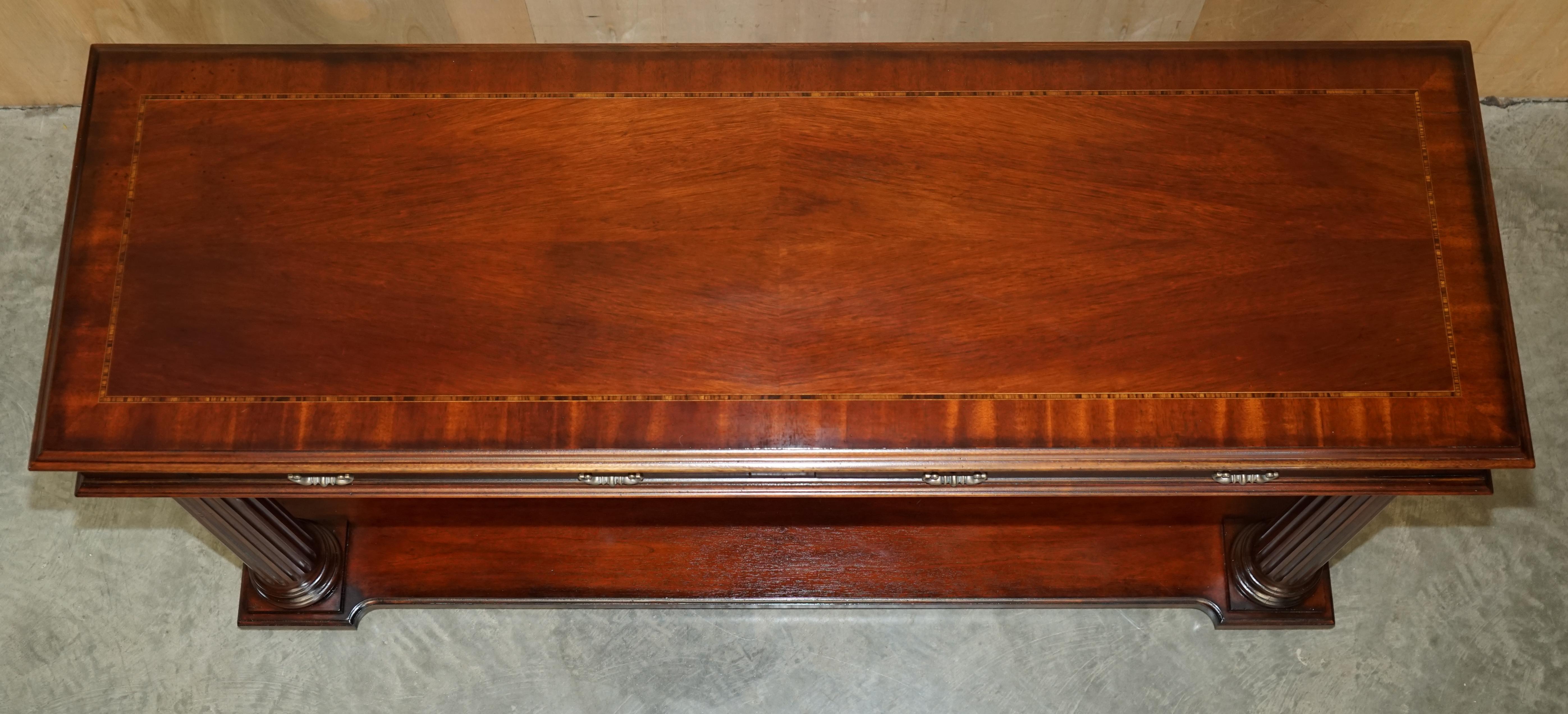 Stunning Ralph Lauren Hand Carved American Hardwood Console Table Sideboard For Sale 7