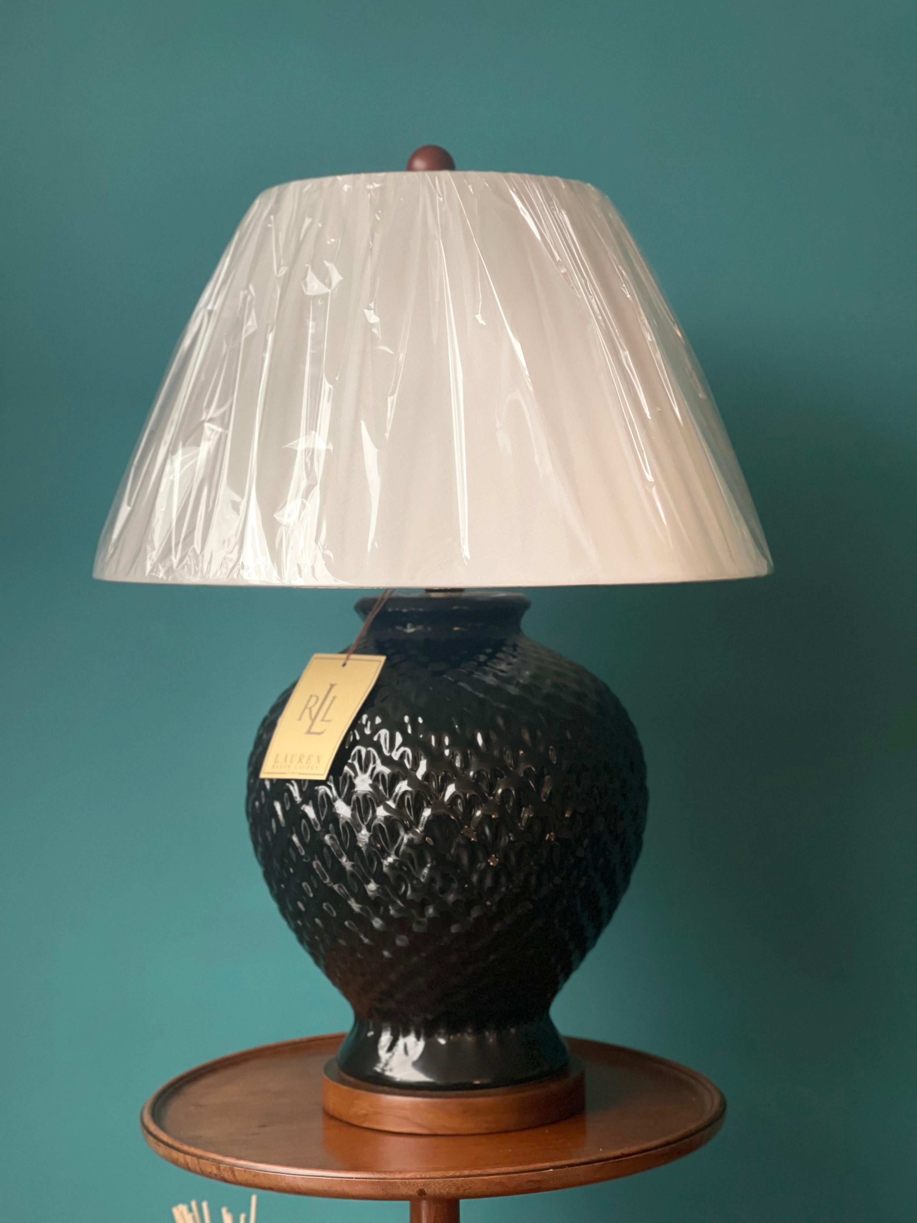We are delighted to offer for sale this stunning brand new Ralph Lauren porcelain lamp with original shade.

They have the Lauren brass plate around the base and have height adjustable shades and inline cable switches. 

Please note all lamps