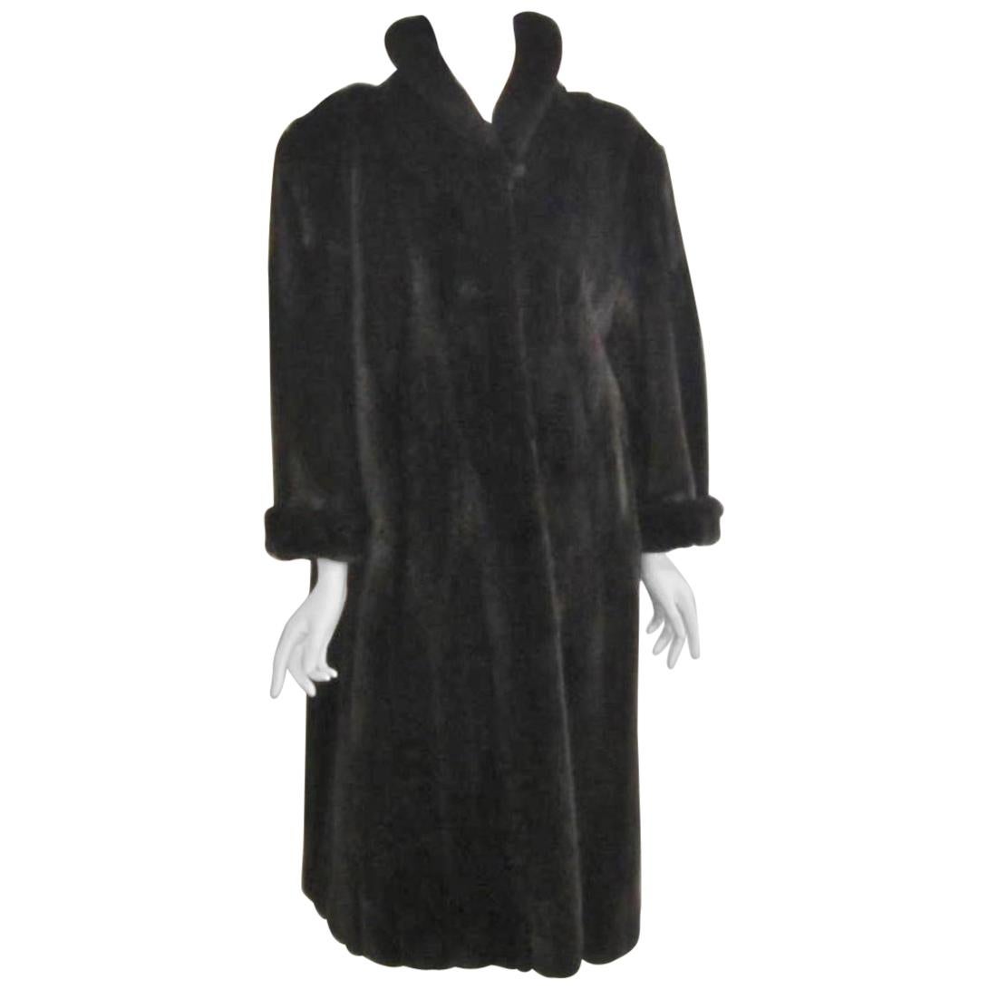 Stunning Ranch Mink Fur Coat Med - Large Soft Supple For Sale at 1stDibs