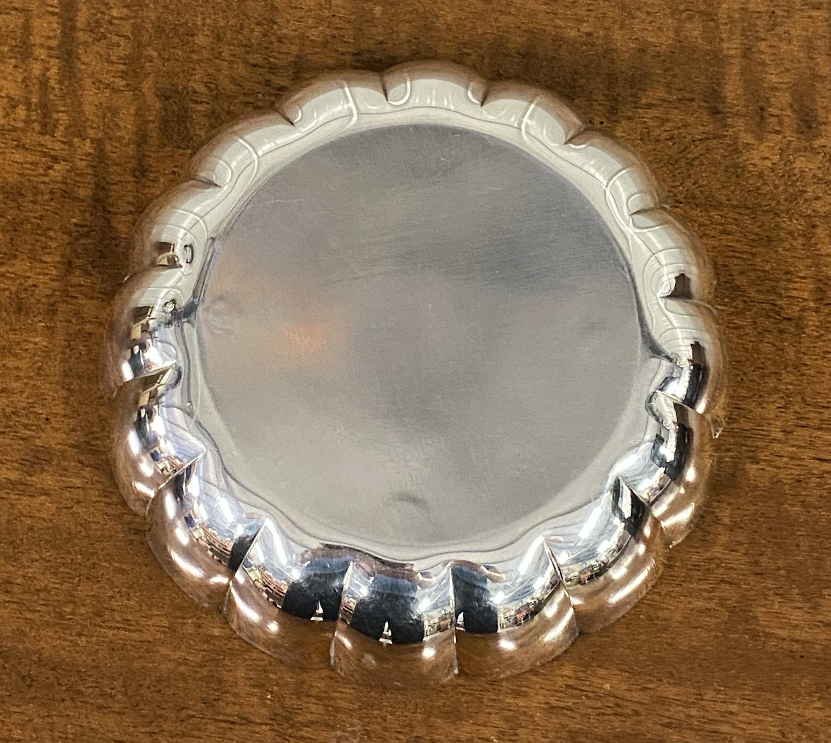 Stunning Rare 1979 Solid Sterling Silver Strawberry Dish or Bowl from Sheffield For Sale 13