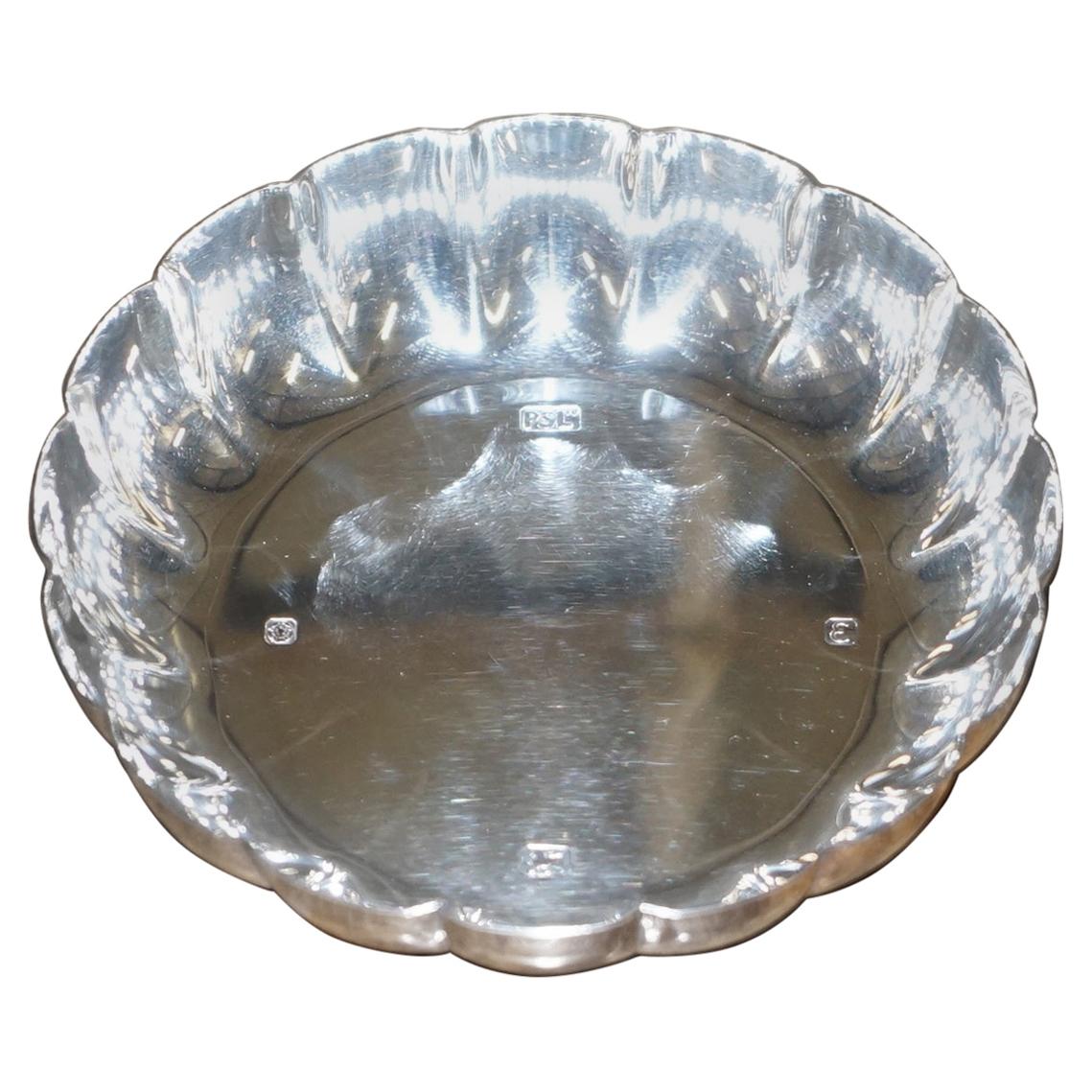 Stunning Rare 1979 Solid Sterling Silver Strawberry Dish or Bowl from Sheffield For Sale