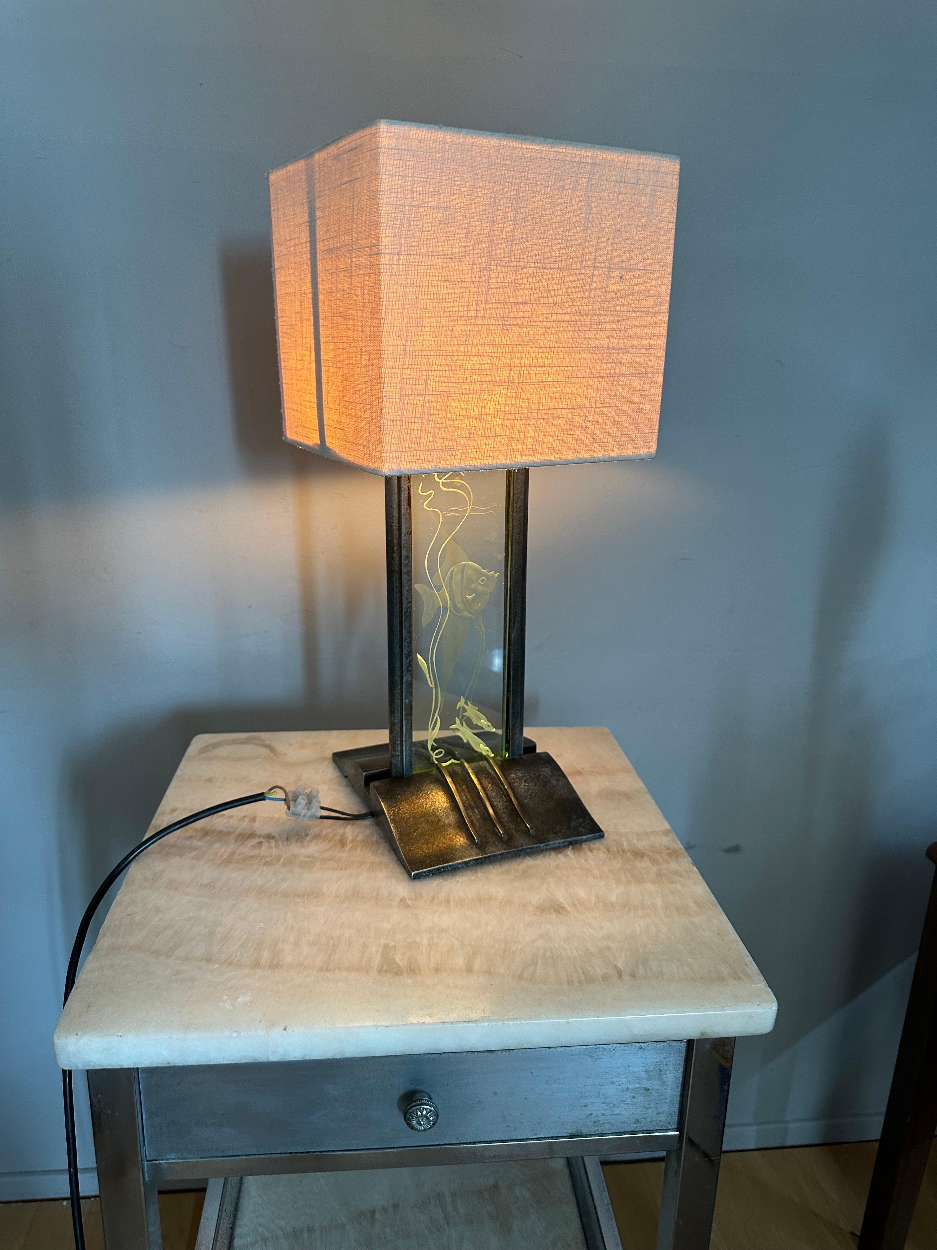 Stunning & Rare Art Deco Etched Glass & Metal Moonfish Theme Aquarium Table Lamp For Sale 7