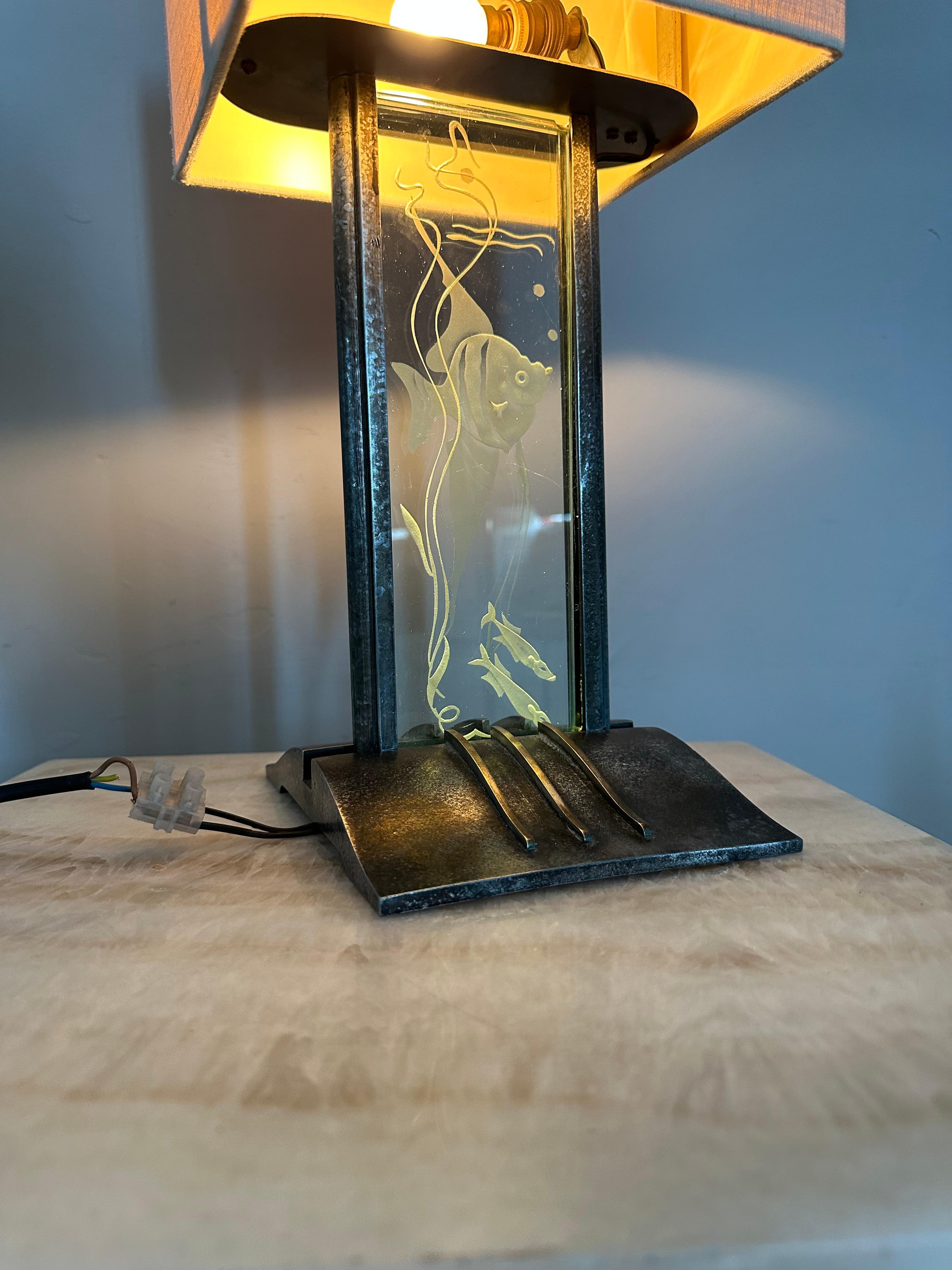 Stunning & Rare Art Deco Etched Glass & Metal Moonfish Theme Aquarium Table Lamp For Sale 8