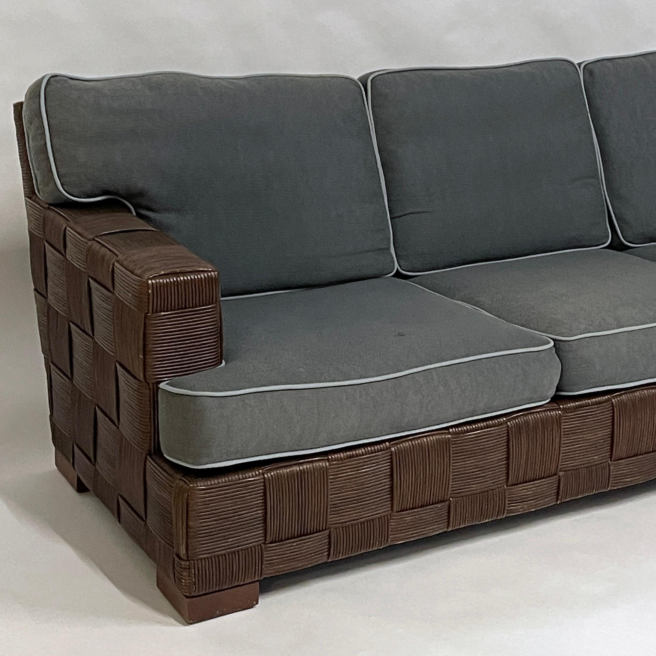 Stunning & Rare John Hutton for Donghia 'Block Island' Sofa of Wicker & Mahogany In Good Condition For Sale In Hudson, NY