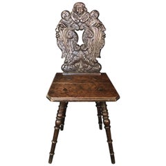 Splendida e rara sedia British Oak con schienale splendidamente intagliato