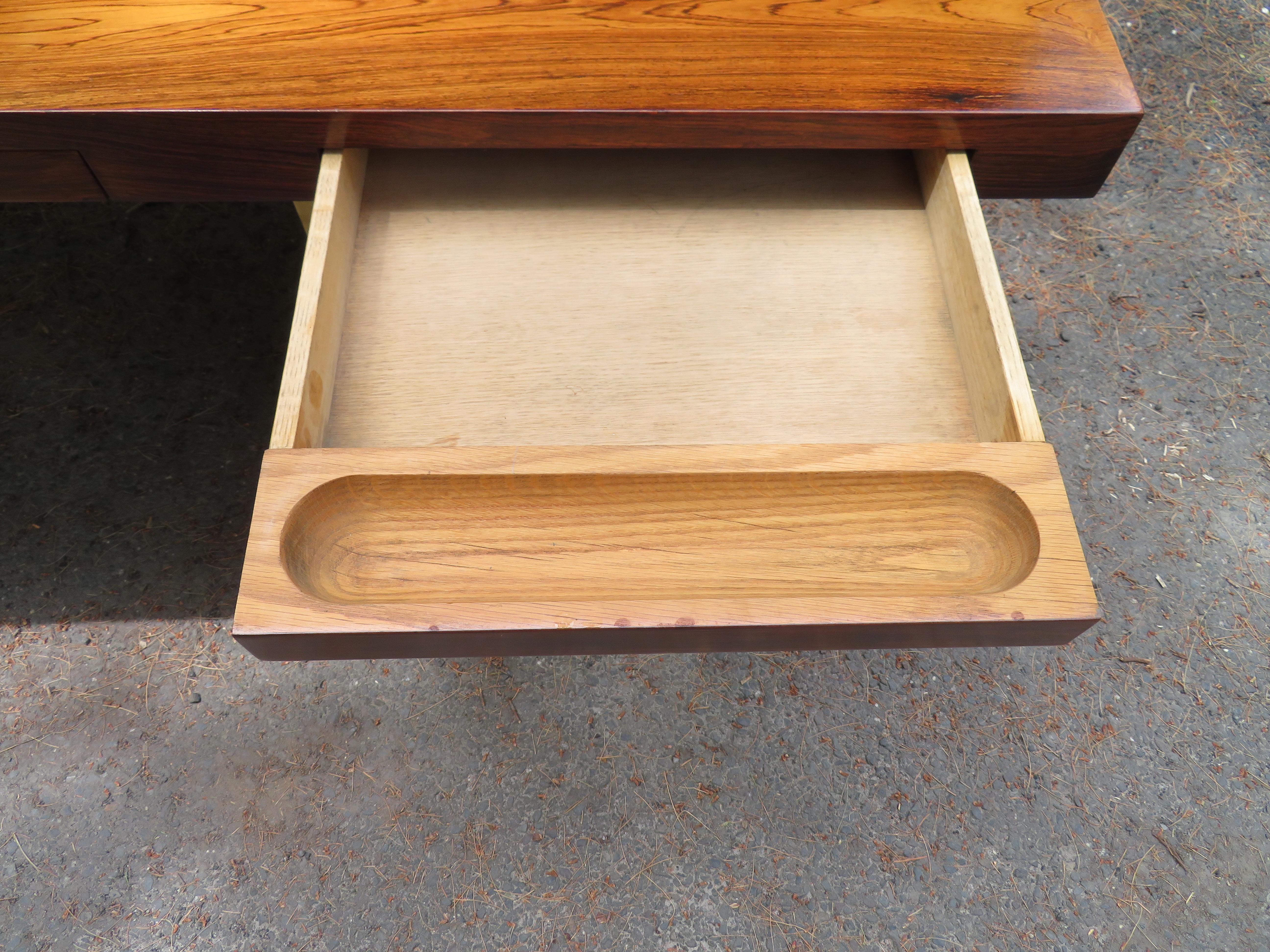 Stunning Rare Rosewood and Brass Platform Desk by Roger Sprunger for Dunbar For Sale 1