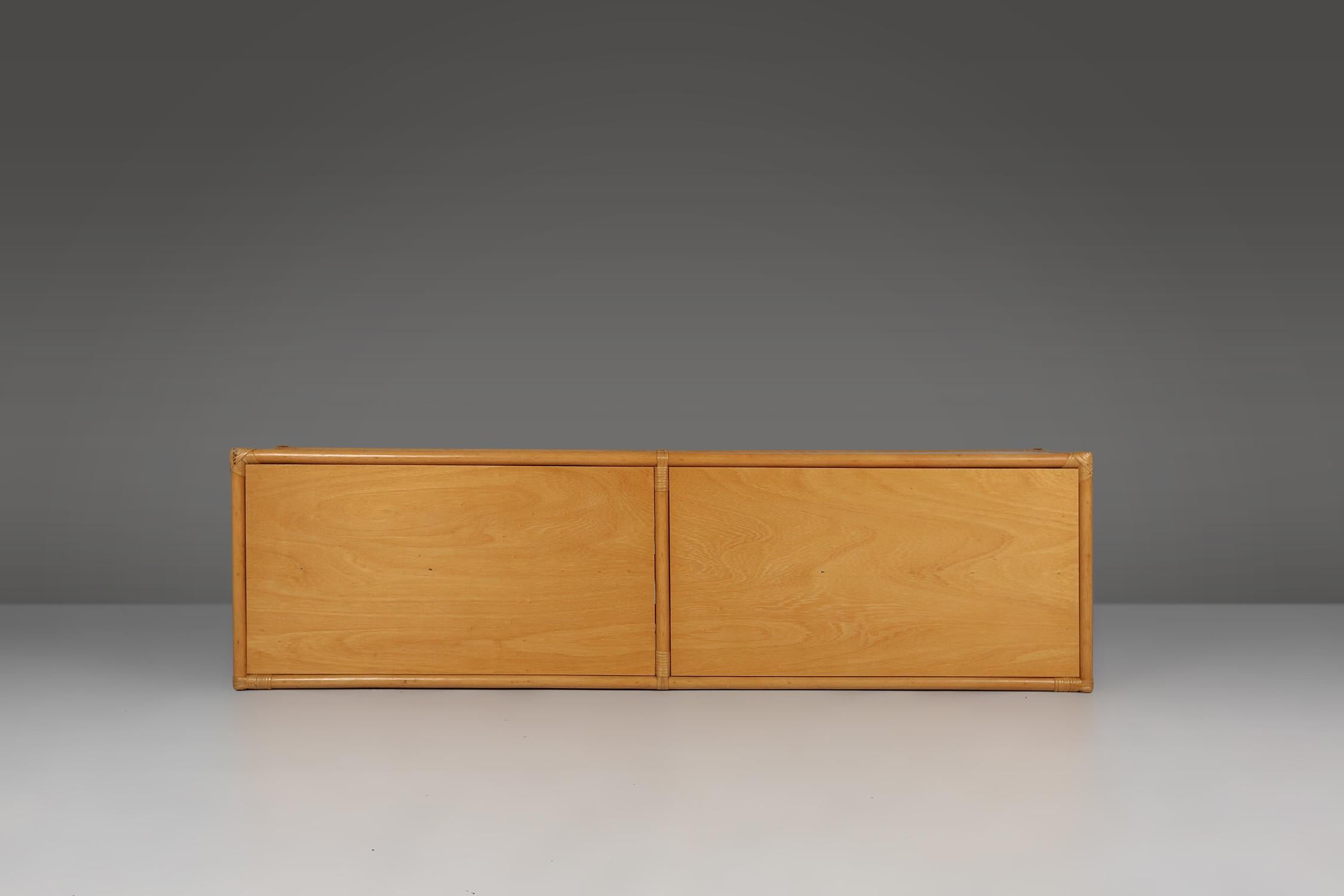 Stunning rattan and wood four doors sideboard, France, 1960s For Sale 6