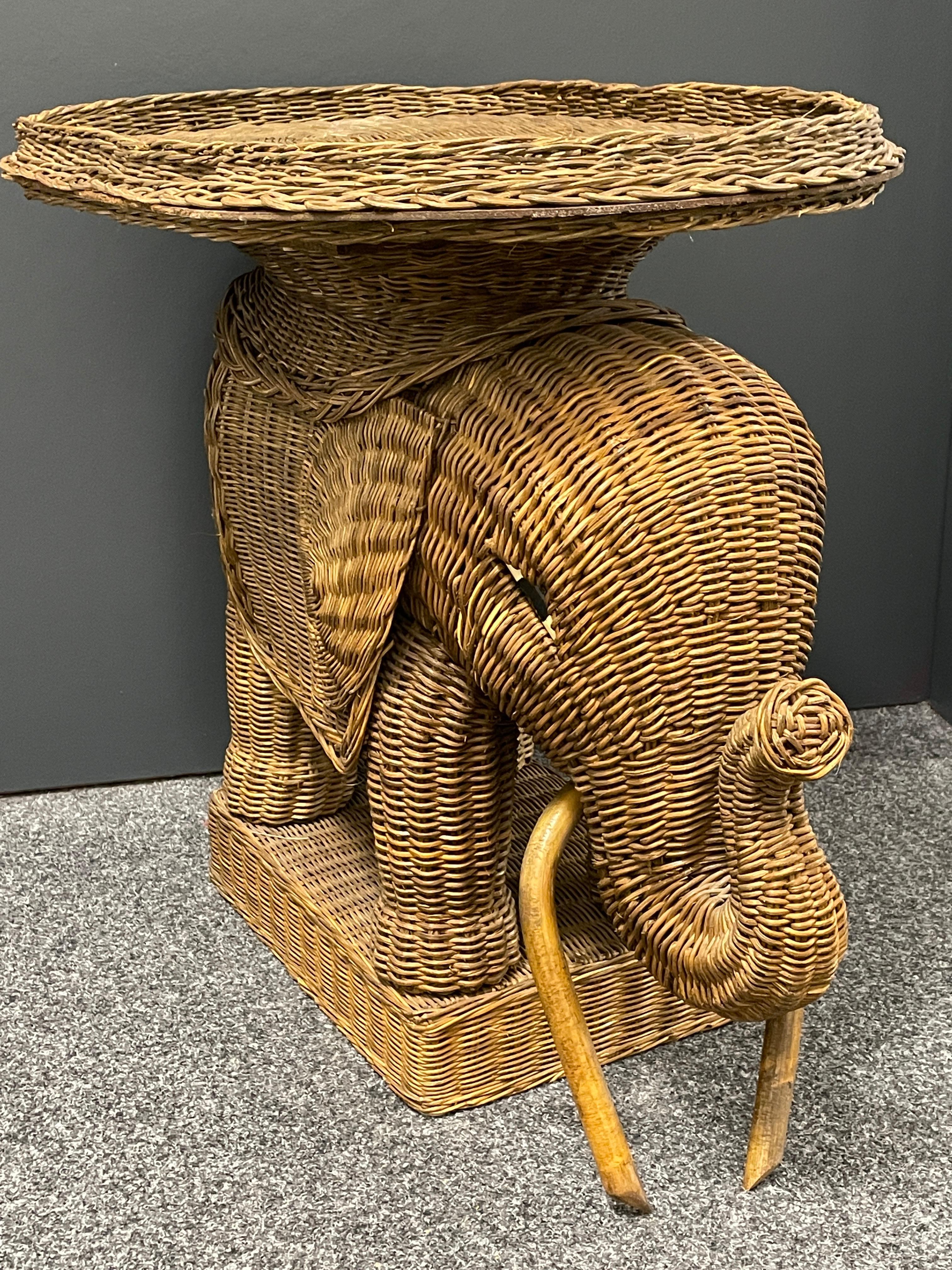 French Stunning Rattan Wicker Elephant Side Table with Large Tray, France, 1960s