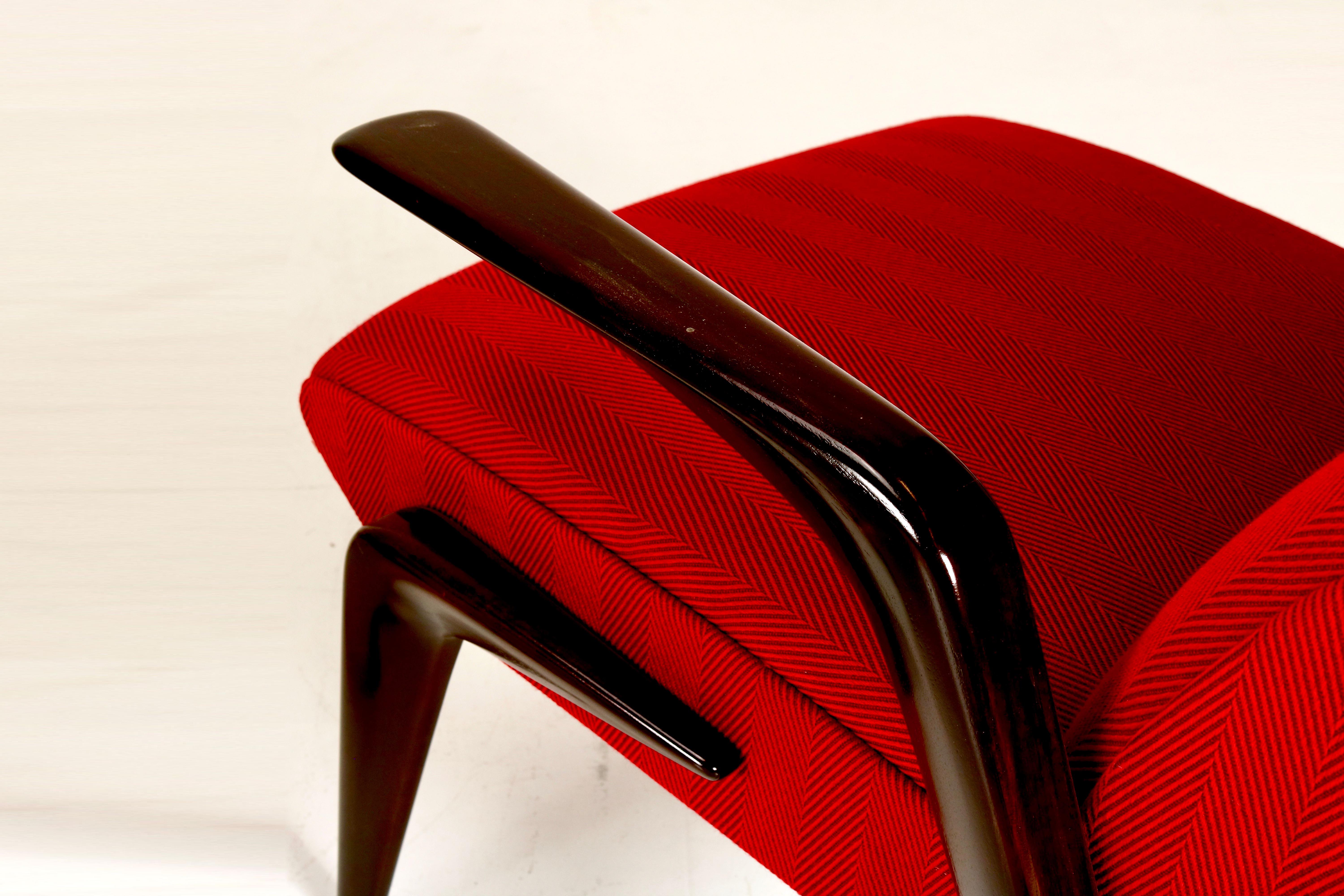 Atemberaubende rote Sessel P71 von Osvaldo Borsani – Italienisches Design aus der Mitte des Jahrhunderts, 1950er Jahre im Angebot 3