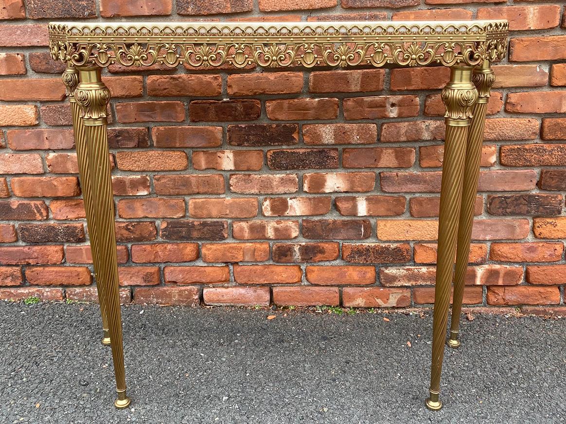 Stunning Regency Style Brass Console Table and Mirror For Sale 4