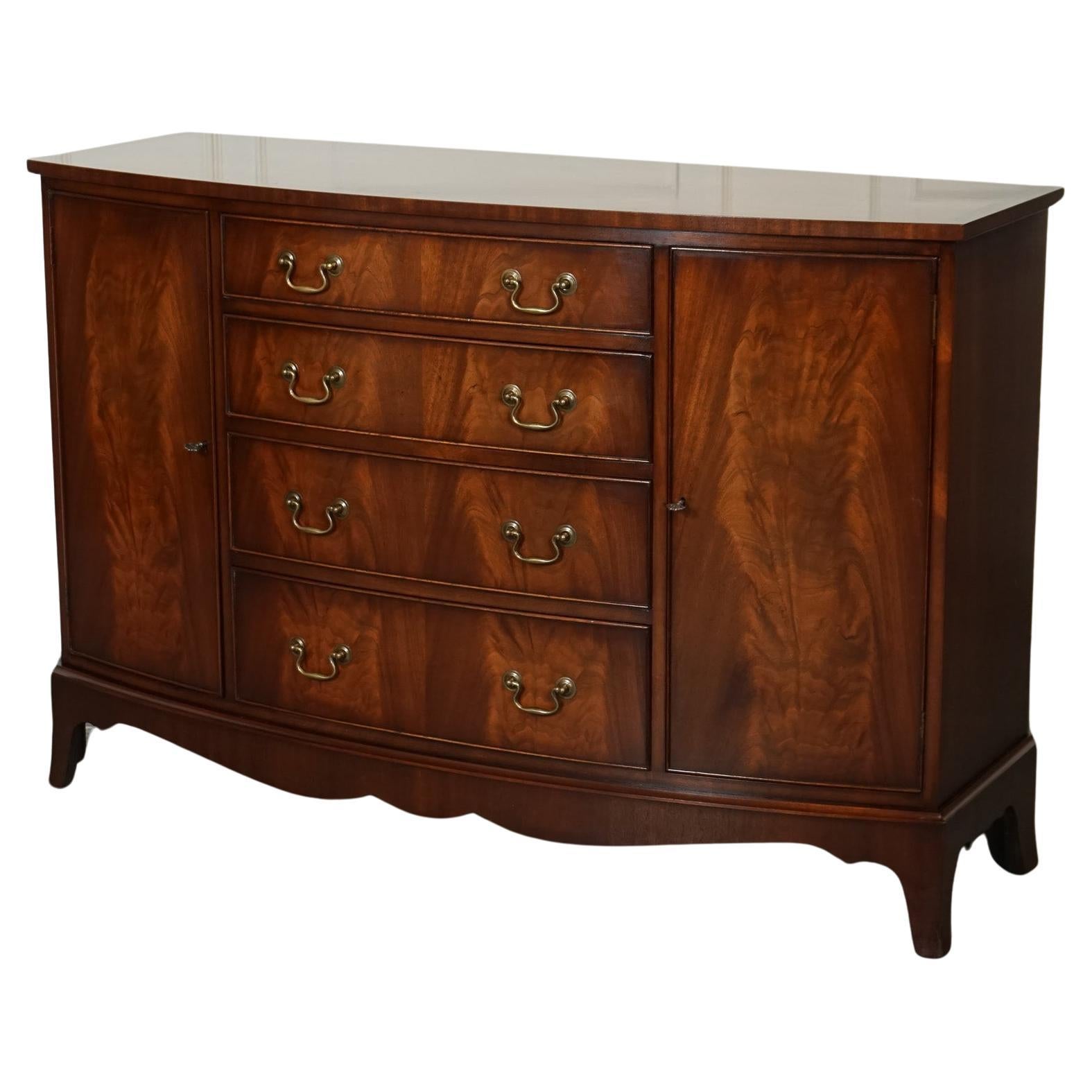 STUNNING REPRODUX BEVAN FUNNELL SIDEBOARD WiTH DRAWERS J1