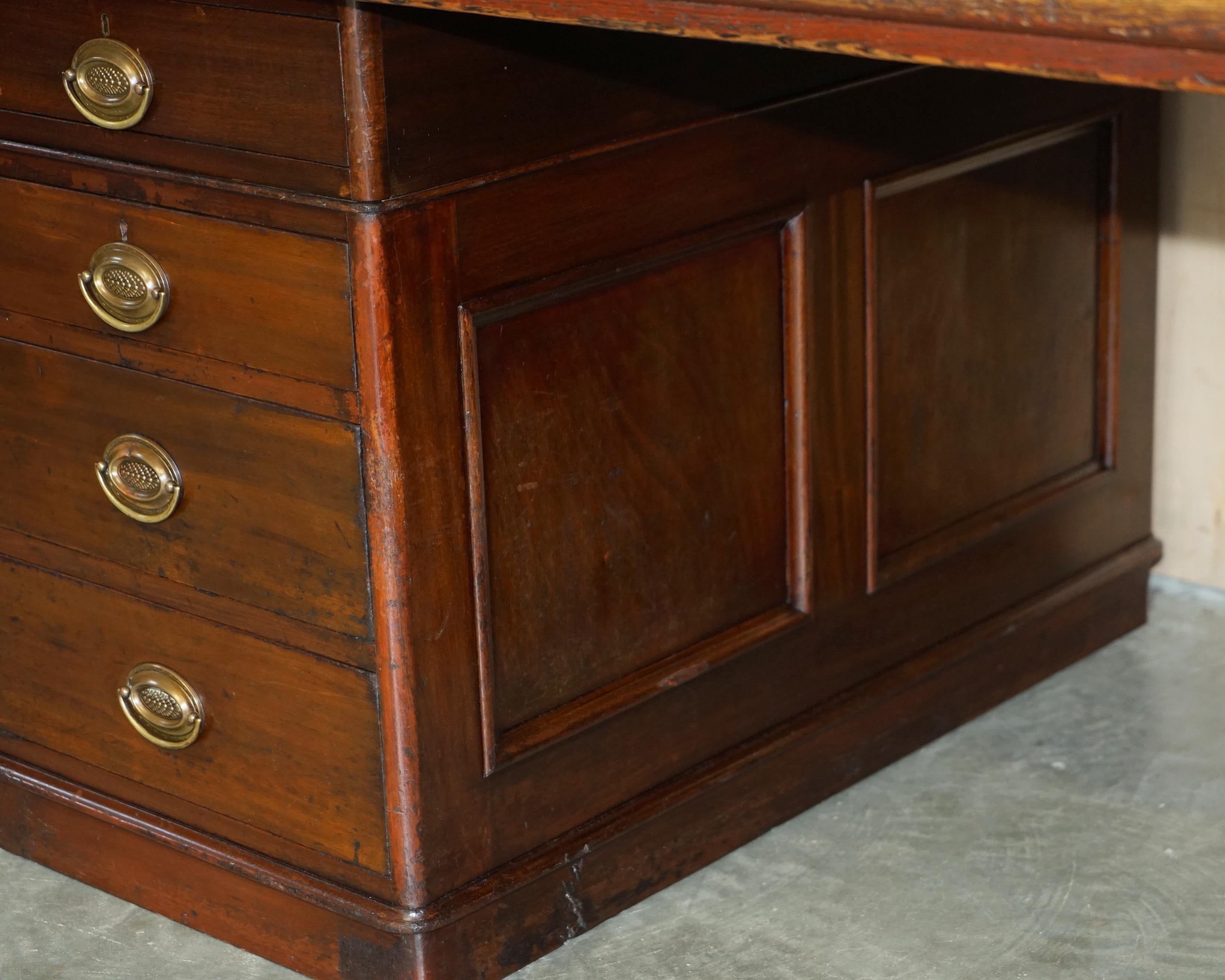 Leather STUNNING RESTORED ANTIQUE GREAT WESTERN RAILWAYS STAMPED TWO SiDE PARTNERS DESK