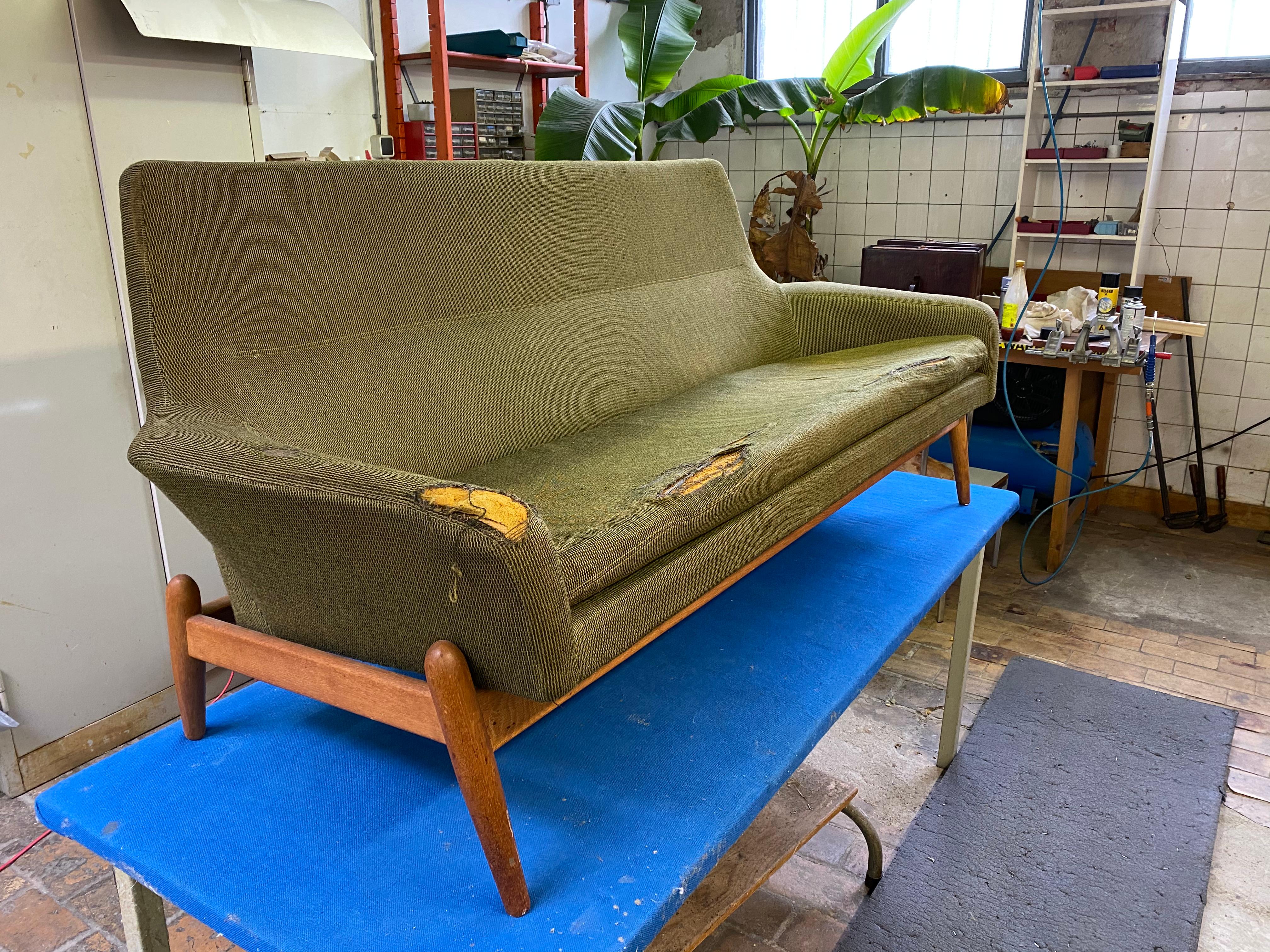 Stunning Restored Danish 3 Seat Sofa Madsen & Schubell Bovenkamp DanskStil, 1963 4