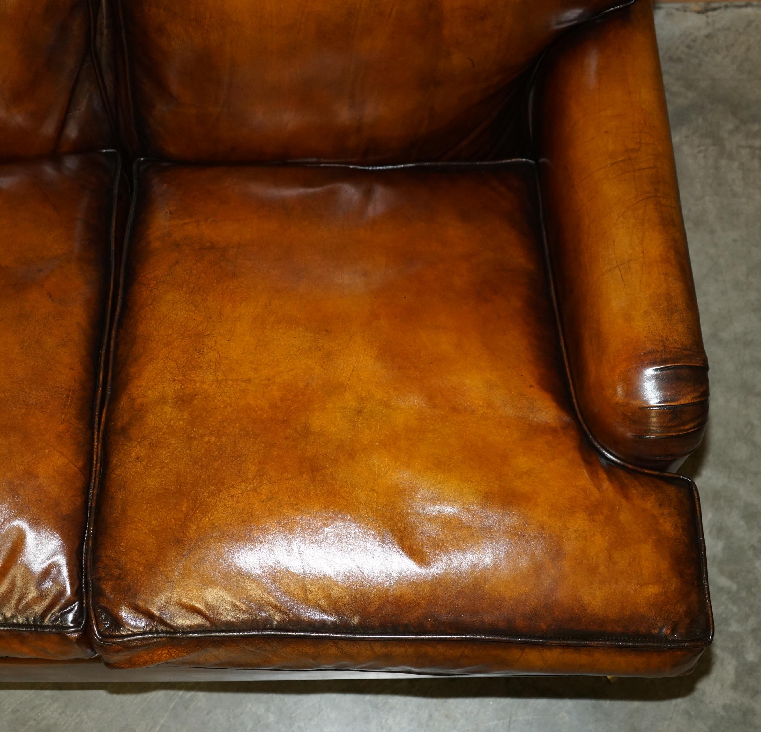 STUNNING RESTORED HAND DYED BROWN LEATHER HOWARDS & SON Style SOFA PART OF SUiTE im Angebot 3
