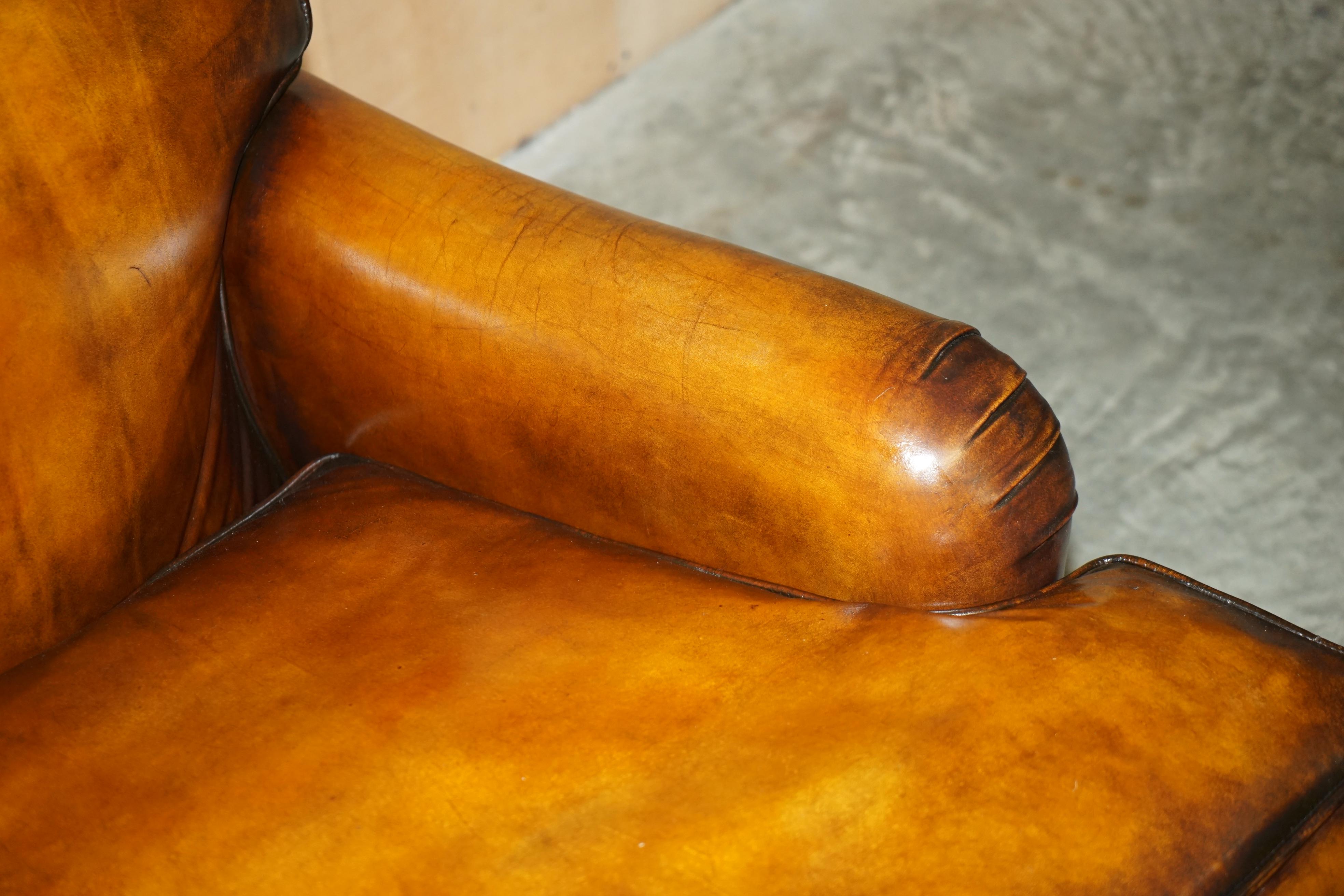 STUNNING RESTORED HAND DYED BROWN LEATHER HOWARDS & SON Style SOFA PART OF SUiTE im Angebot 4