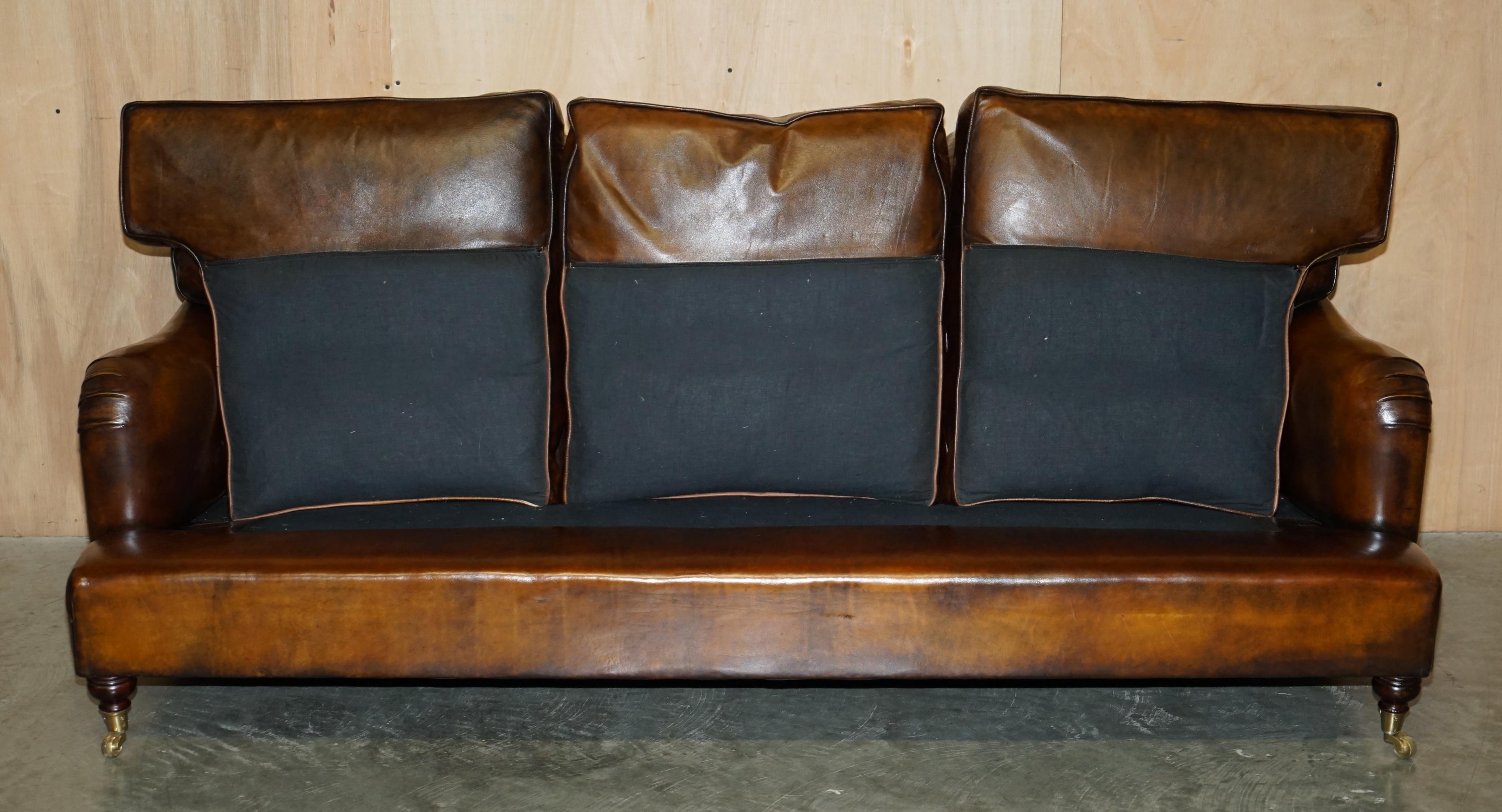 STUNNING RESTORED HAND DYED BROWN LEATHER HOWARDS & SON Style SOFA PART OF SUiTE im Angebot 6