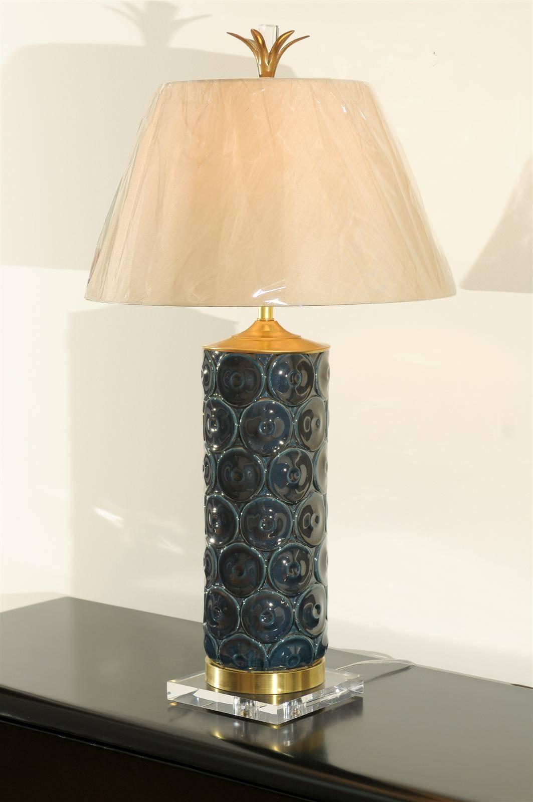 Unknown Stunning Restored Pair of Vintage Ceramic, Brass and Lucite Lamps, circa 1970 For Sale