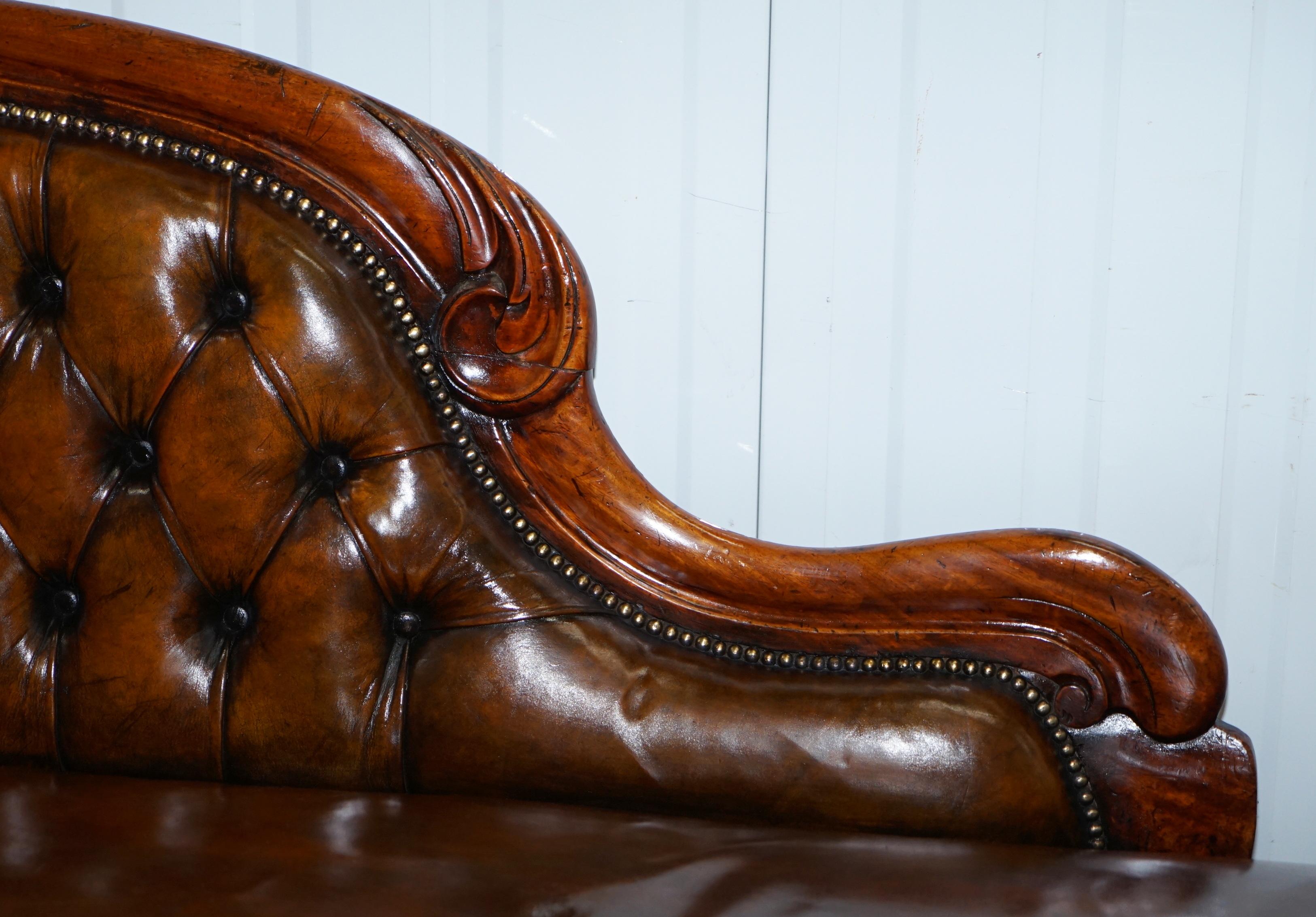 chesterfield chaise longue