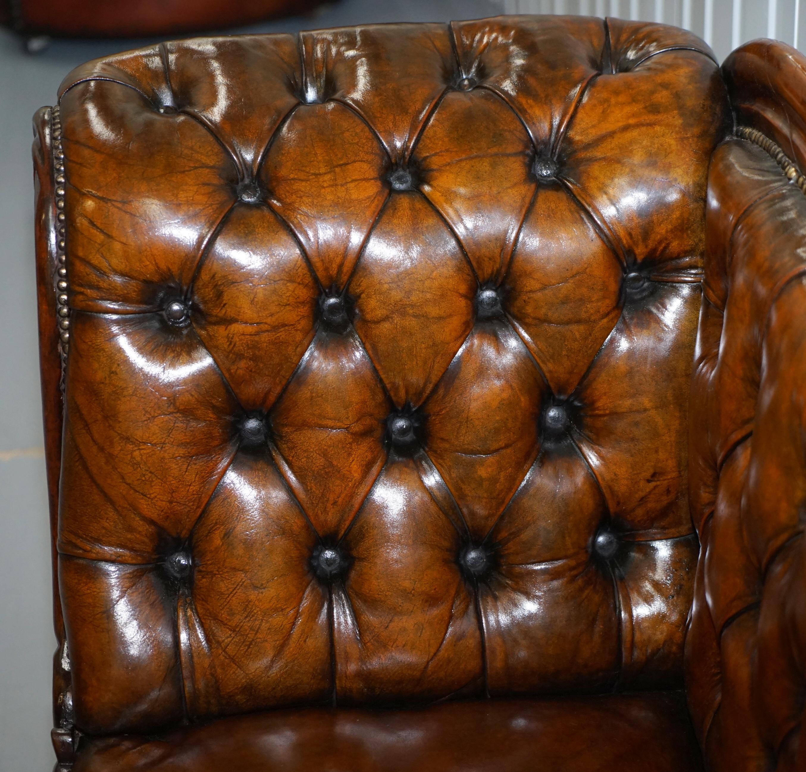 19th Century Stunning Restored Victorian Chesterfield Aged Brown Leather Chaise Longue Daybed