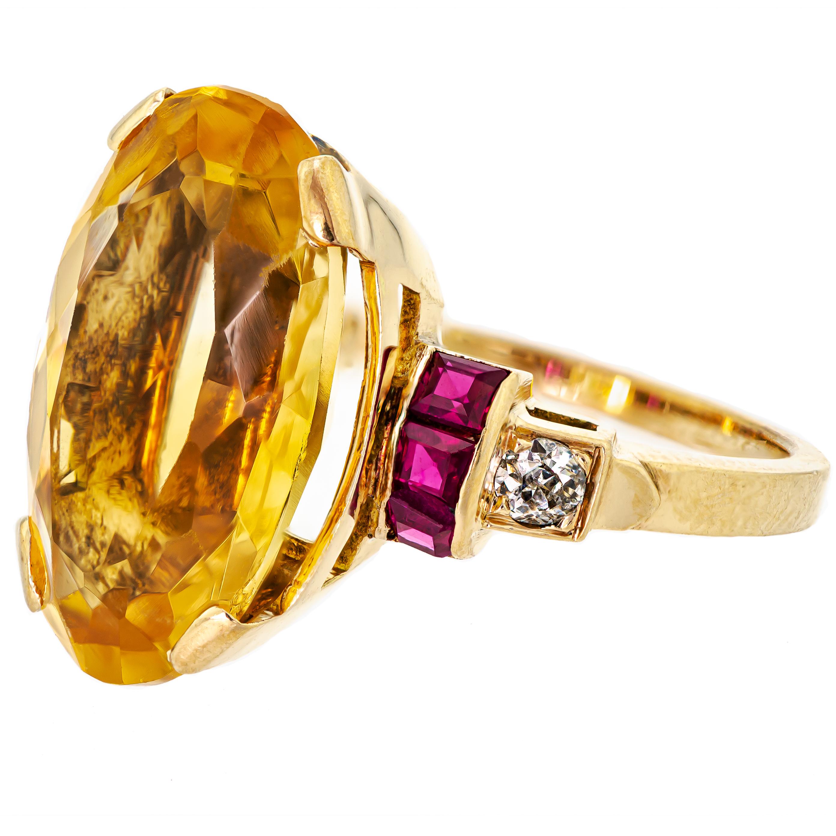 Brilliant Cut Stunning Retro Circa 1940 Citrine Ruby and Diamond and 14KT Yellow Gold Cocktail For Sale
