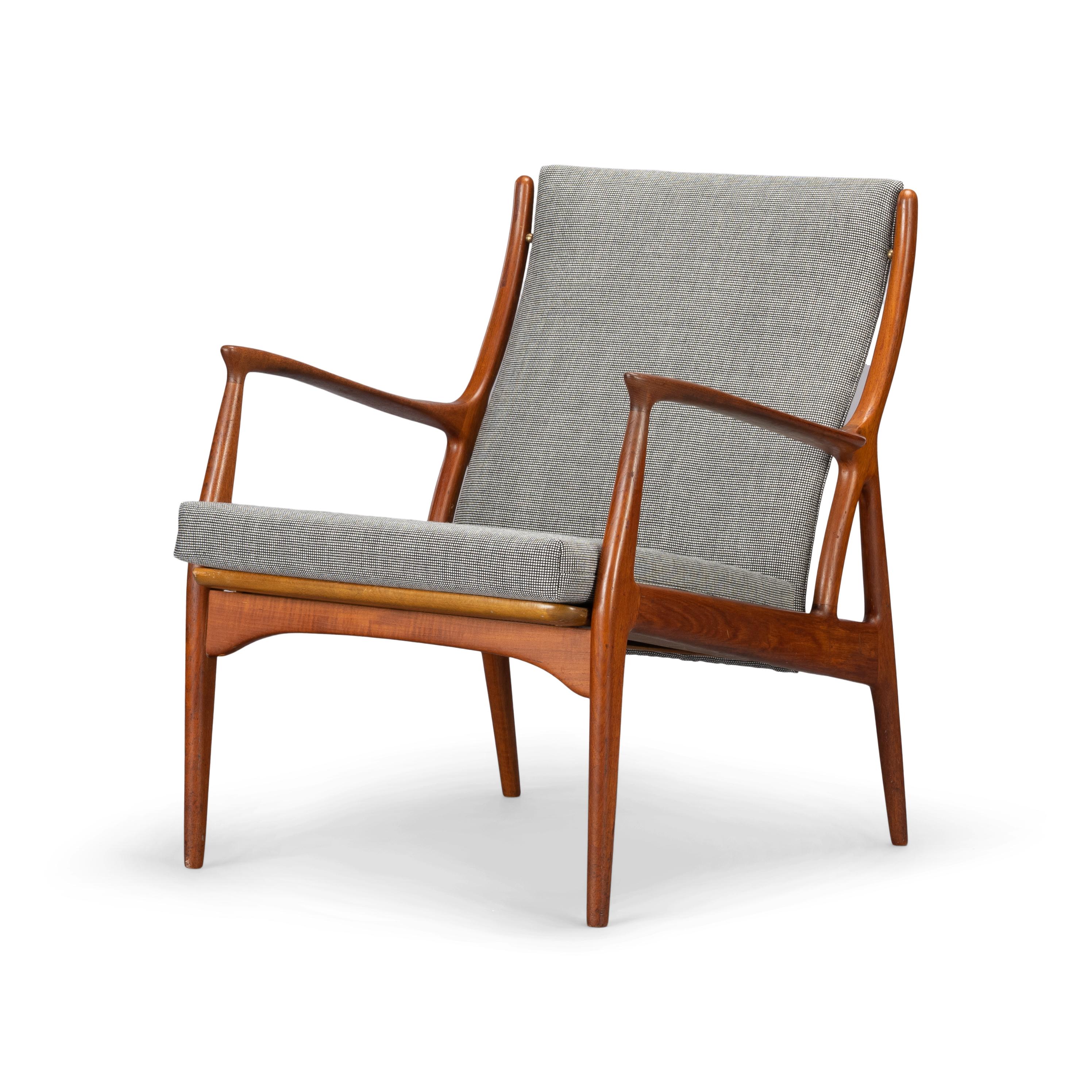 Mid-20th Century Stunning Reupholstered Teak Lounge Chair by Erik Andersen and Palle Pedersen